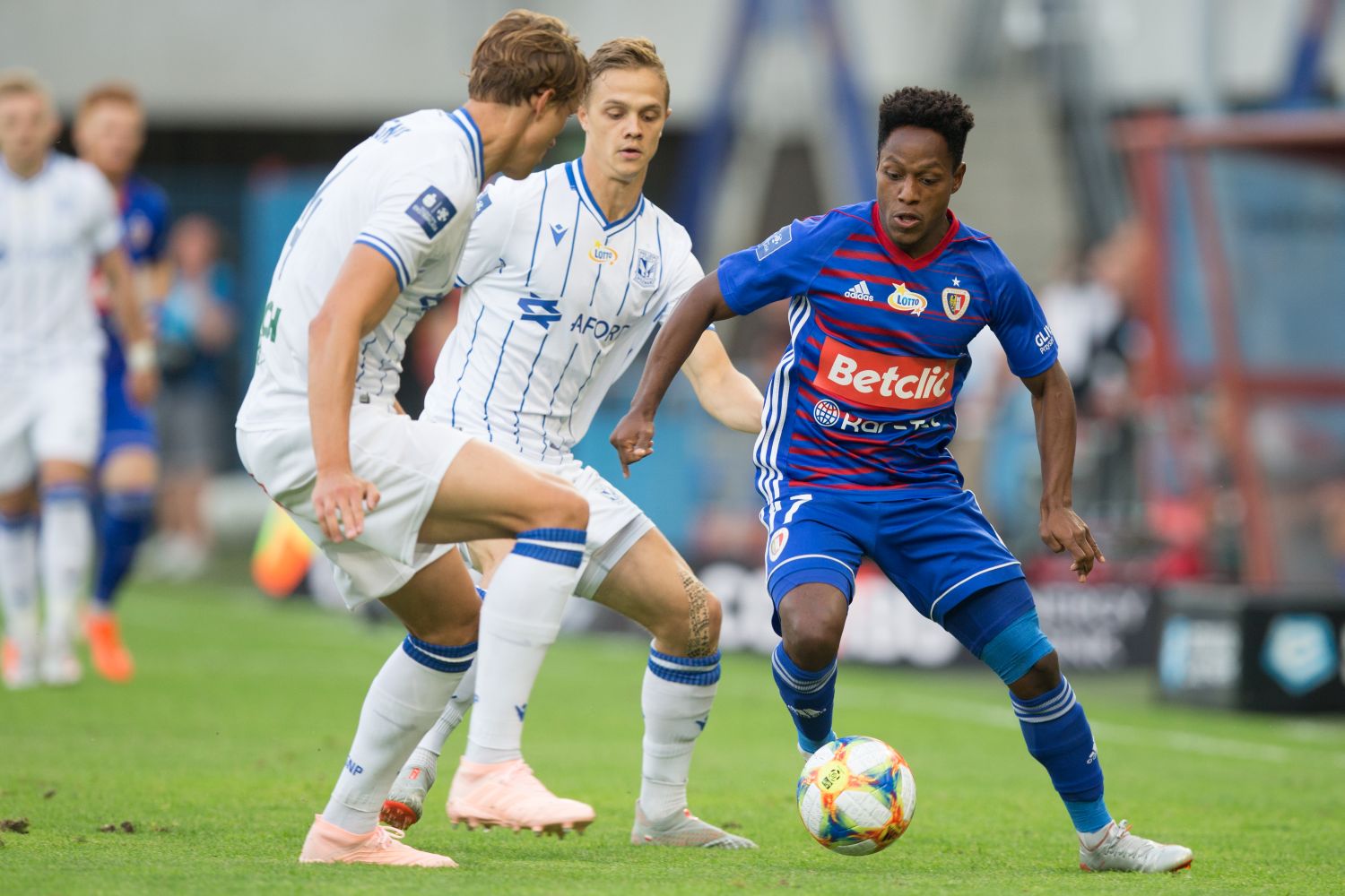 Media: W przeszłości był gwiazdą Ekstraklasy. Teraz trafi do Znicza Pruszków