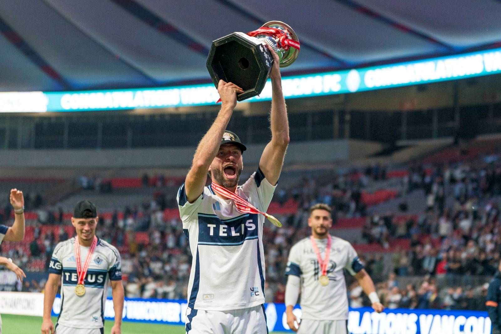 Ledwo trafił do klubu, a już zdobył trofeum. Mueller przeszedł do historii