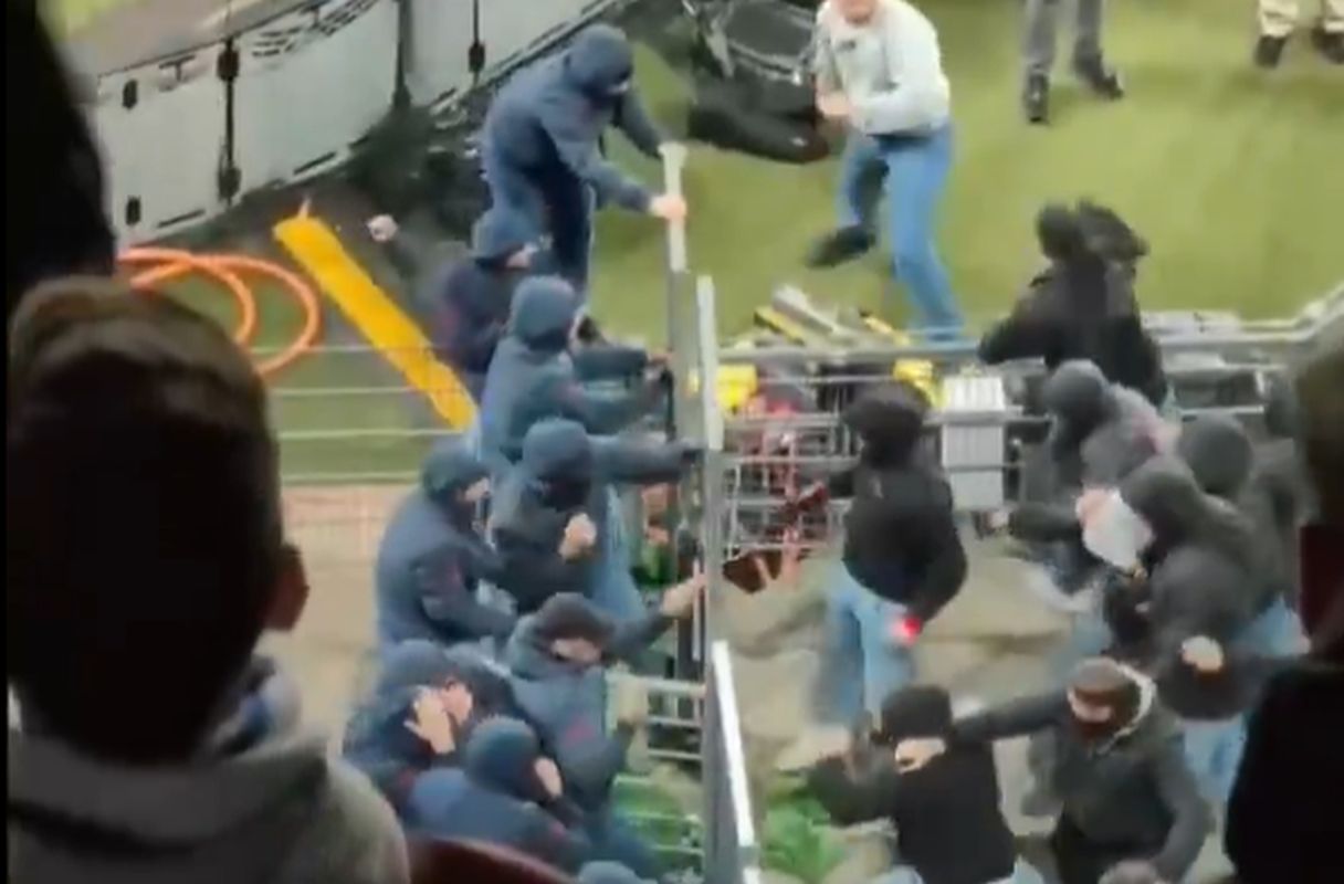 Zadyma przed meczem. Walczyli w sektorze rodzinnym