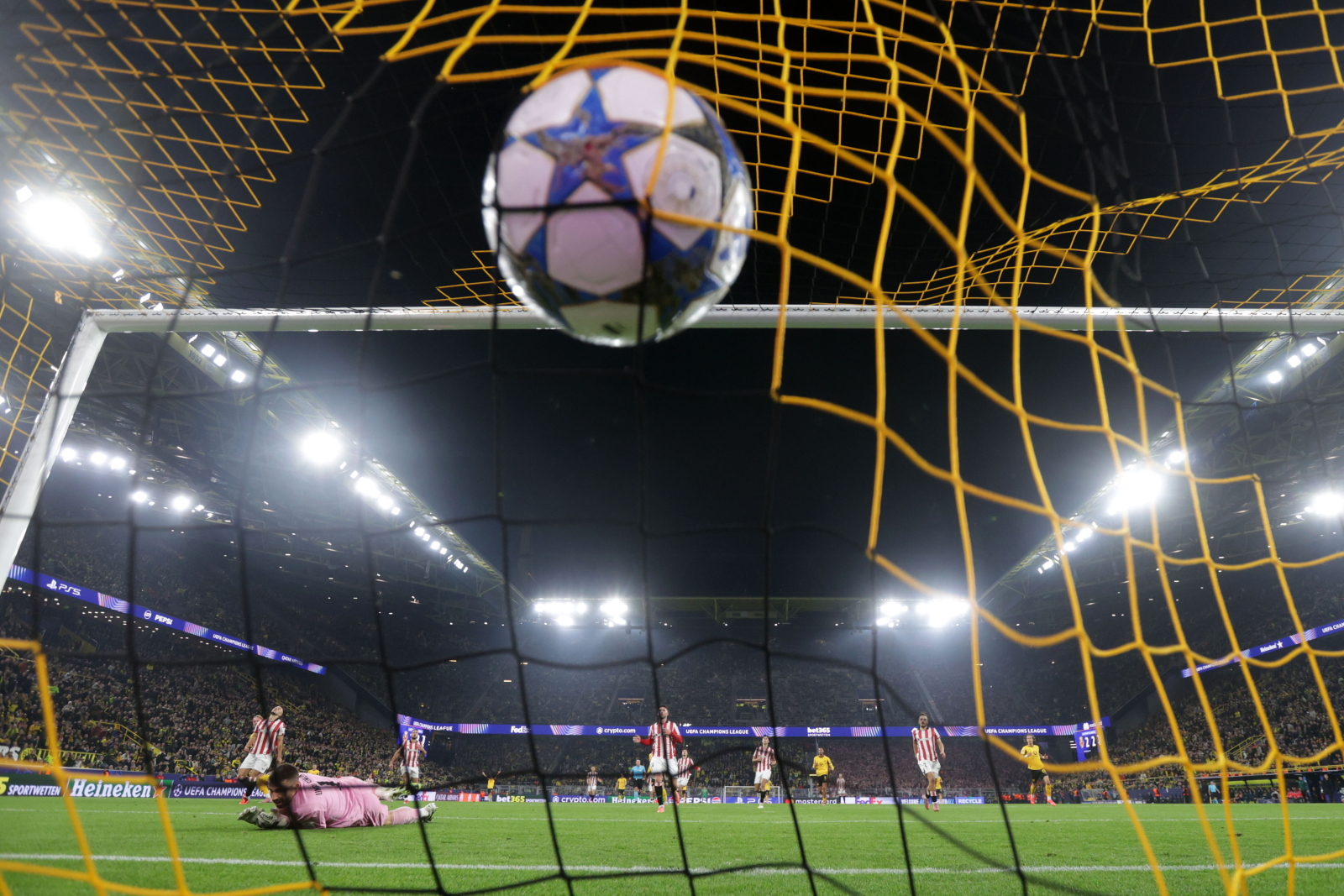 Superkomputer zmienił zdanie. Ma nowego faworyta Ligi Mistrzów