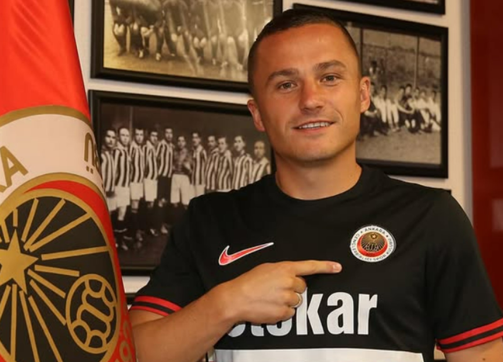 Polak został bez klubu. "Komuś coś się przyśniło"