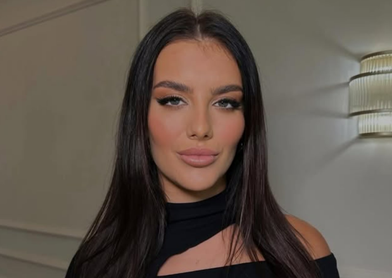 Już wszystko jasne. Ukochana kadrowicza zdradziła płeć dziecka