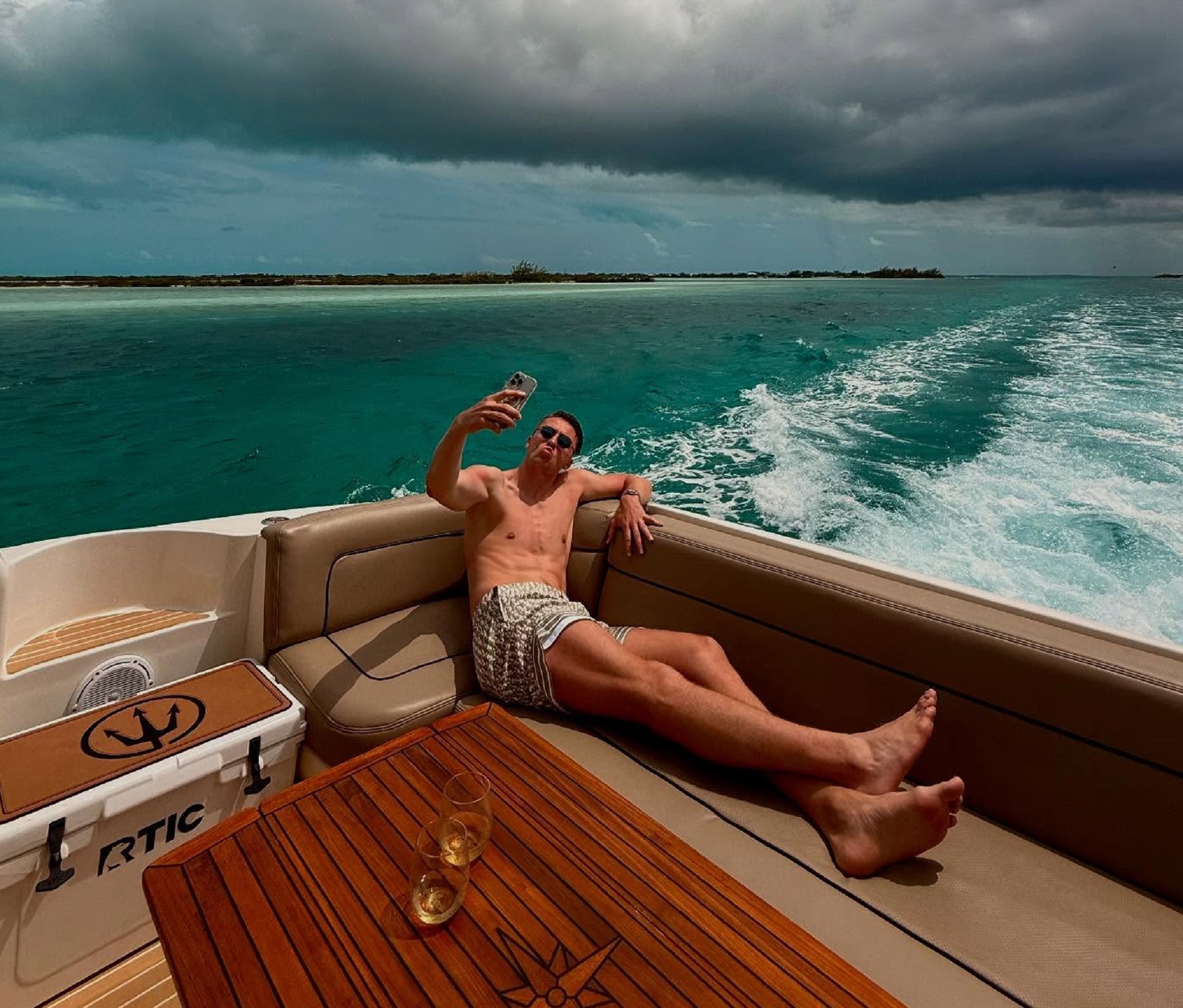 Polak dostał ofertę życia. Teraz może żyć jak król