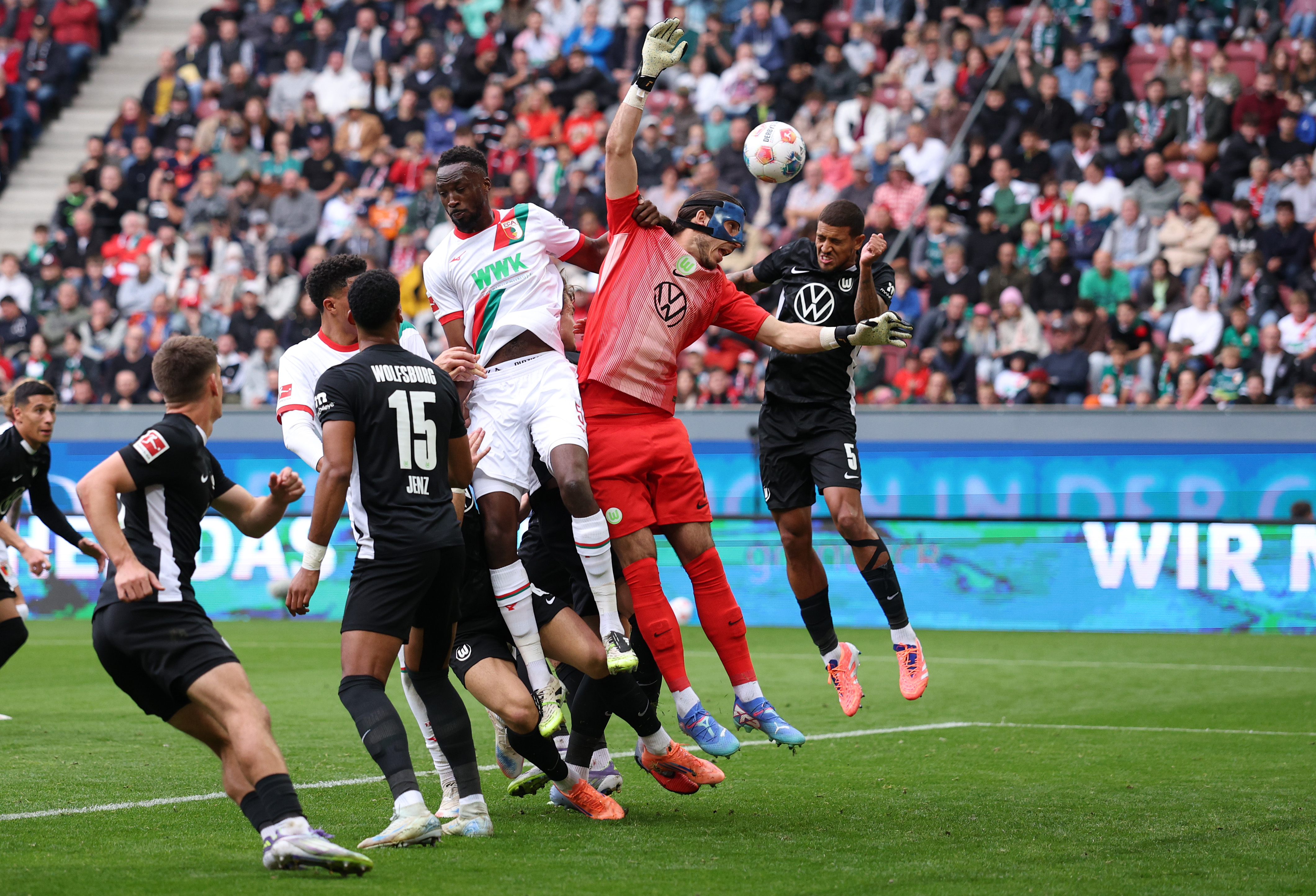 Remis w hicie Bundesligi. Grabara nie uchronił drużyny przed porażką