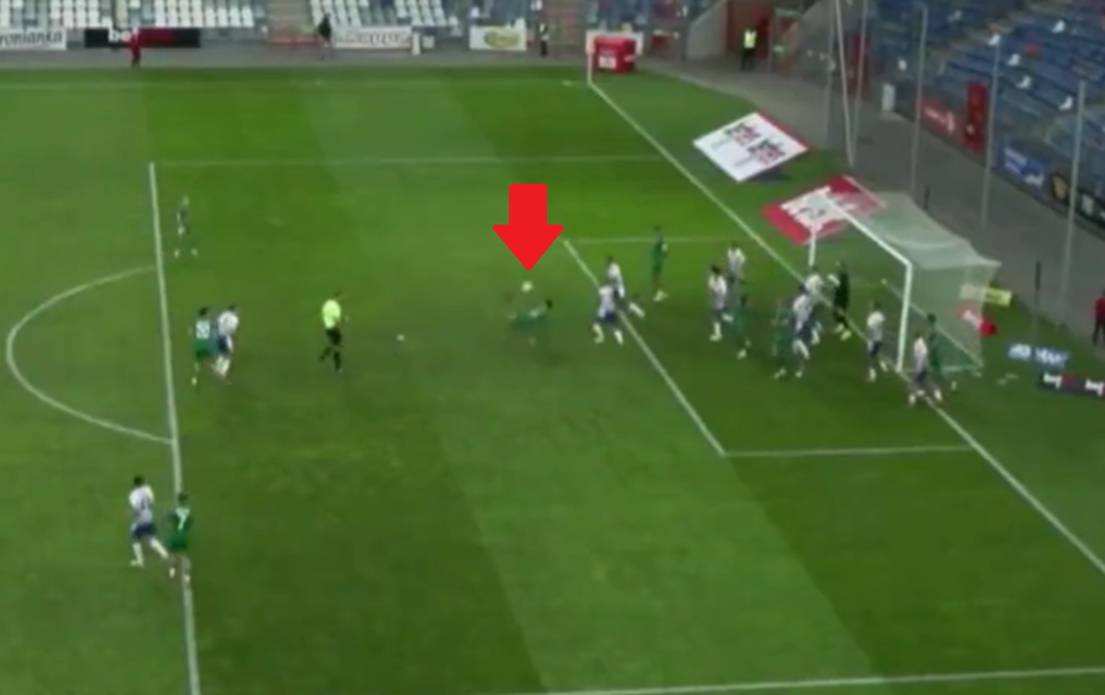 Przewrotka w samej końcówce! Cudowna bramka w Betclic II lidze [WIDEO]