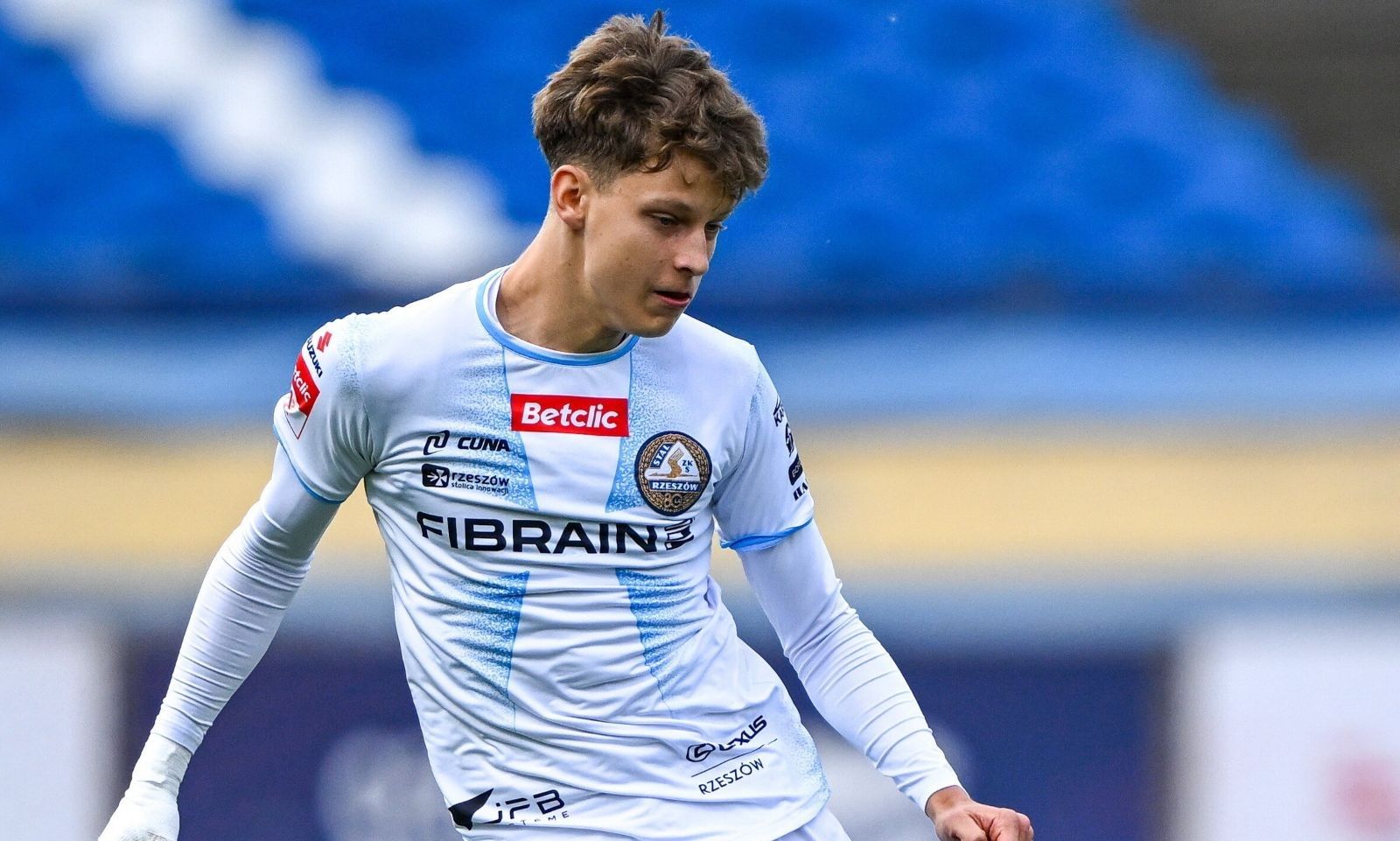 Nie tylko Cagliari. Wieczysta też chce ściągnąć utalentowanego piłkarza