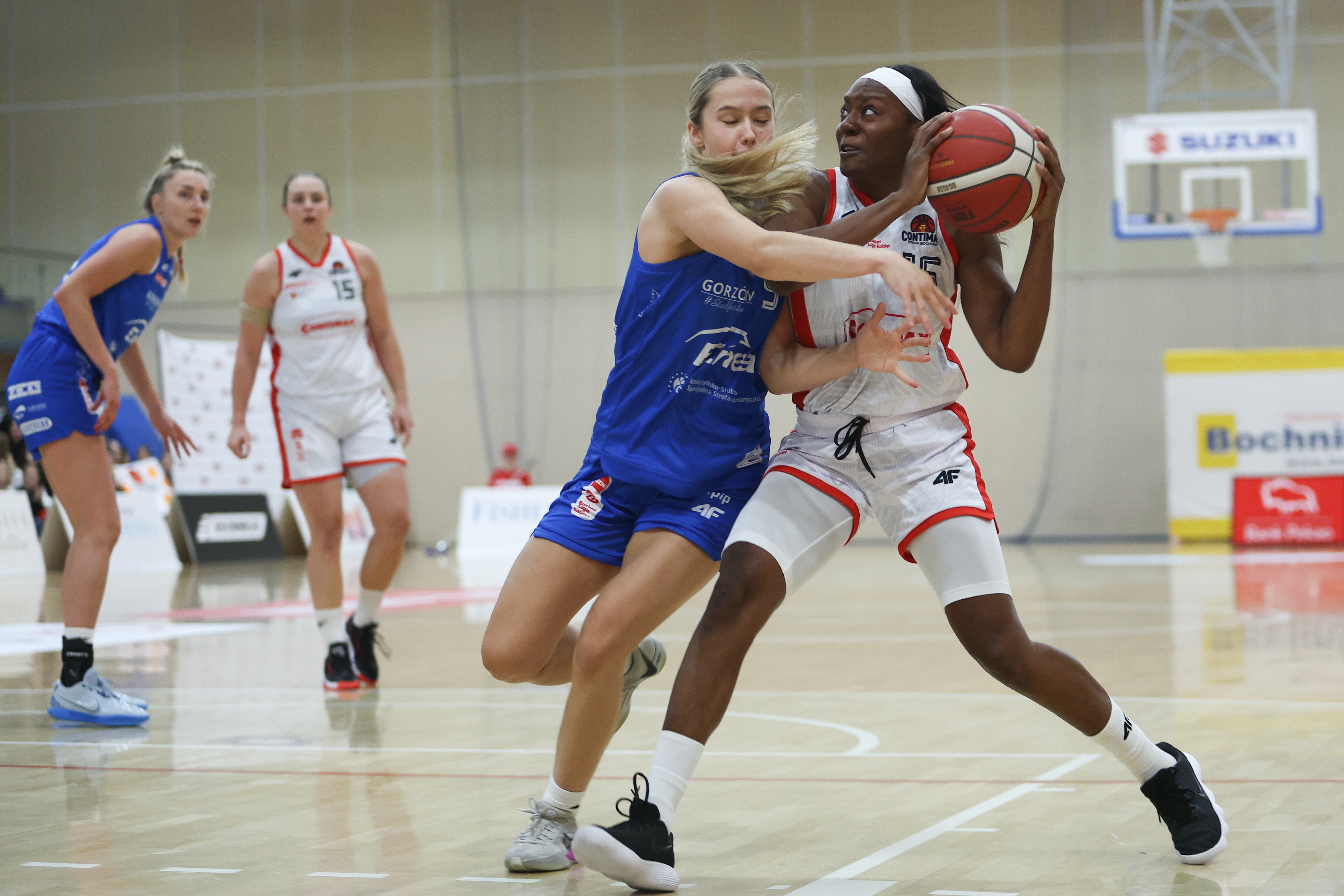 Gigantyczna sensacja na starcie sezonu!