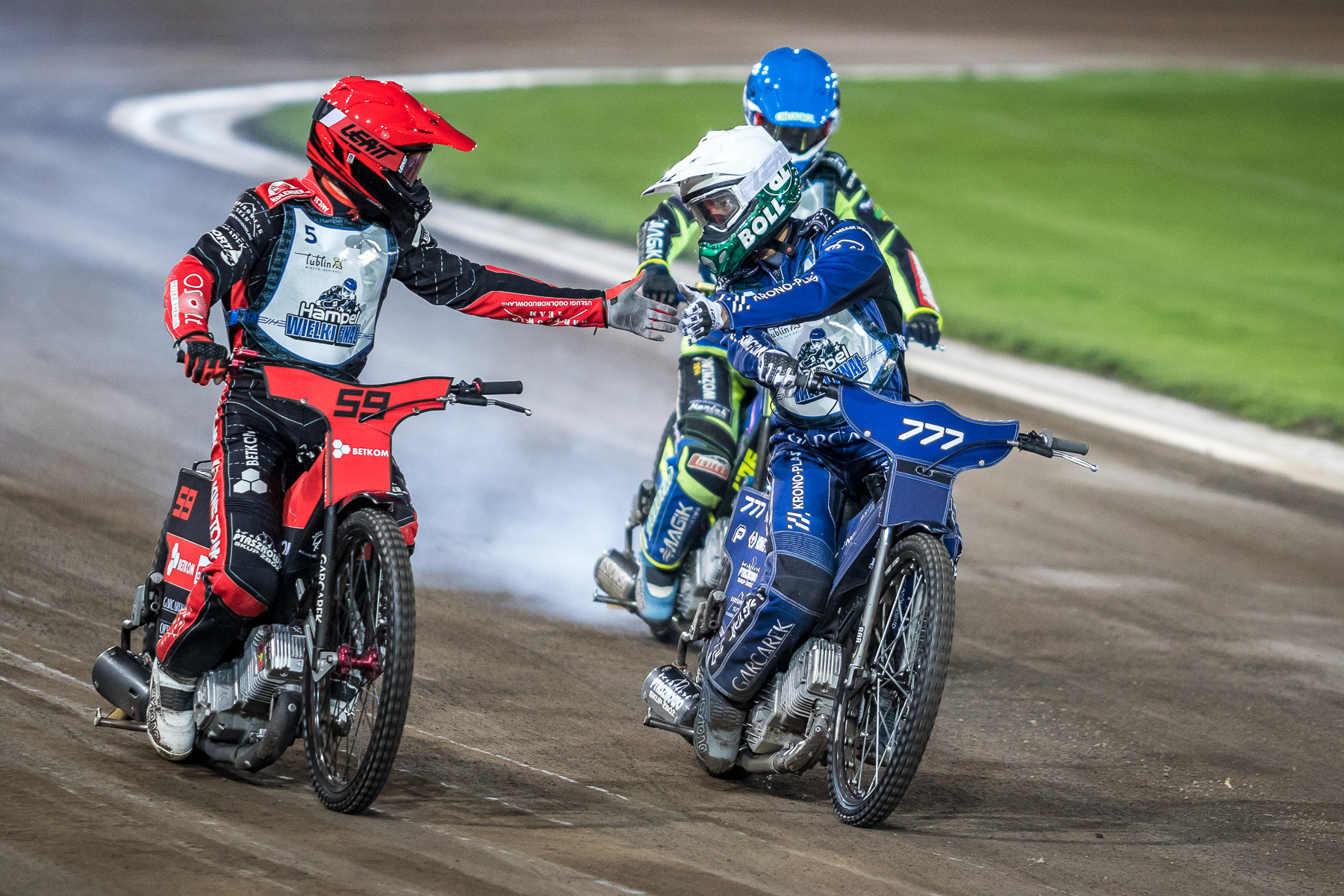 Szok! Kibice zbierają pieniądze na... kontrakt dla zawodnika. "Ułatwia nam negocjacje"