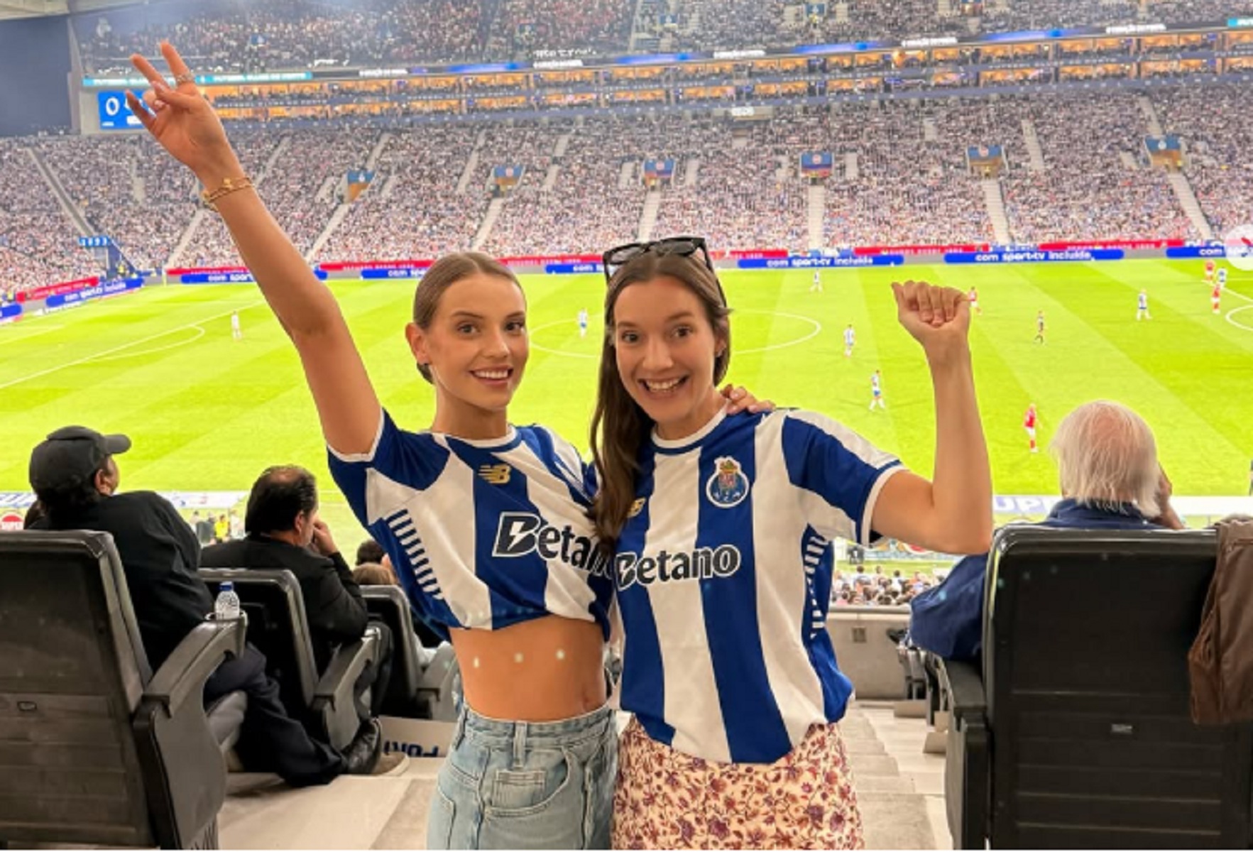 Gwiazda muzyki na meczu Bednarka i Kiwiora. Poznajesz?