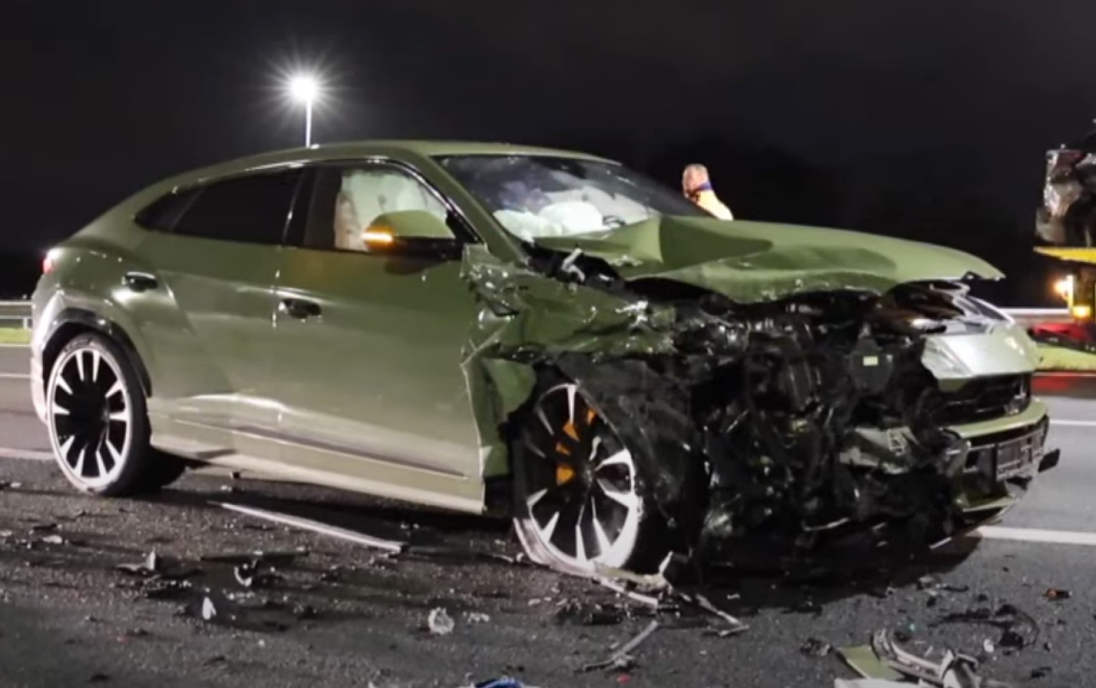 To zostało z auta wartego ponad milion złotych. Wiadomo do kogo należało