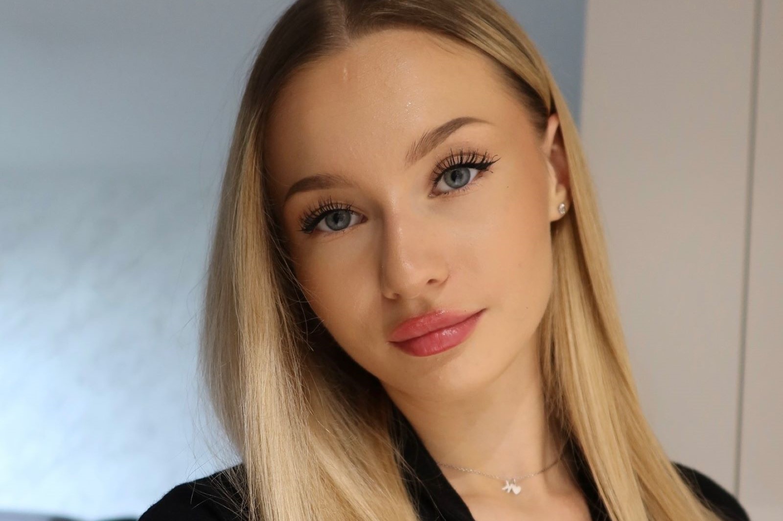 Numer 25 wybrał z myślą o niej. Oto piękna dziewczyna bramkarza kadry