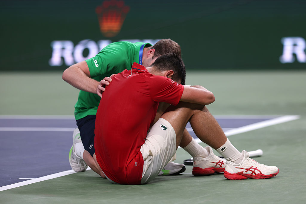 Sceny z udziałem Djokovicia. Potrzebny był lekarz