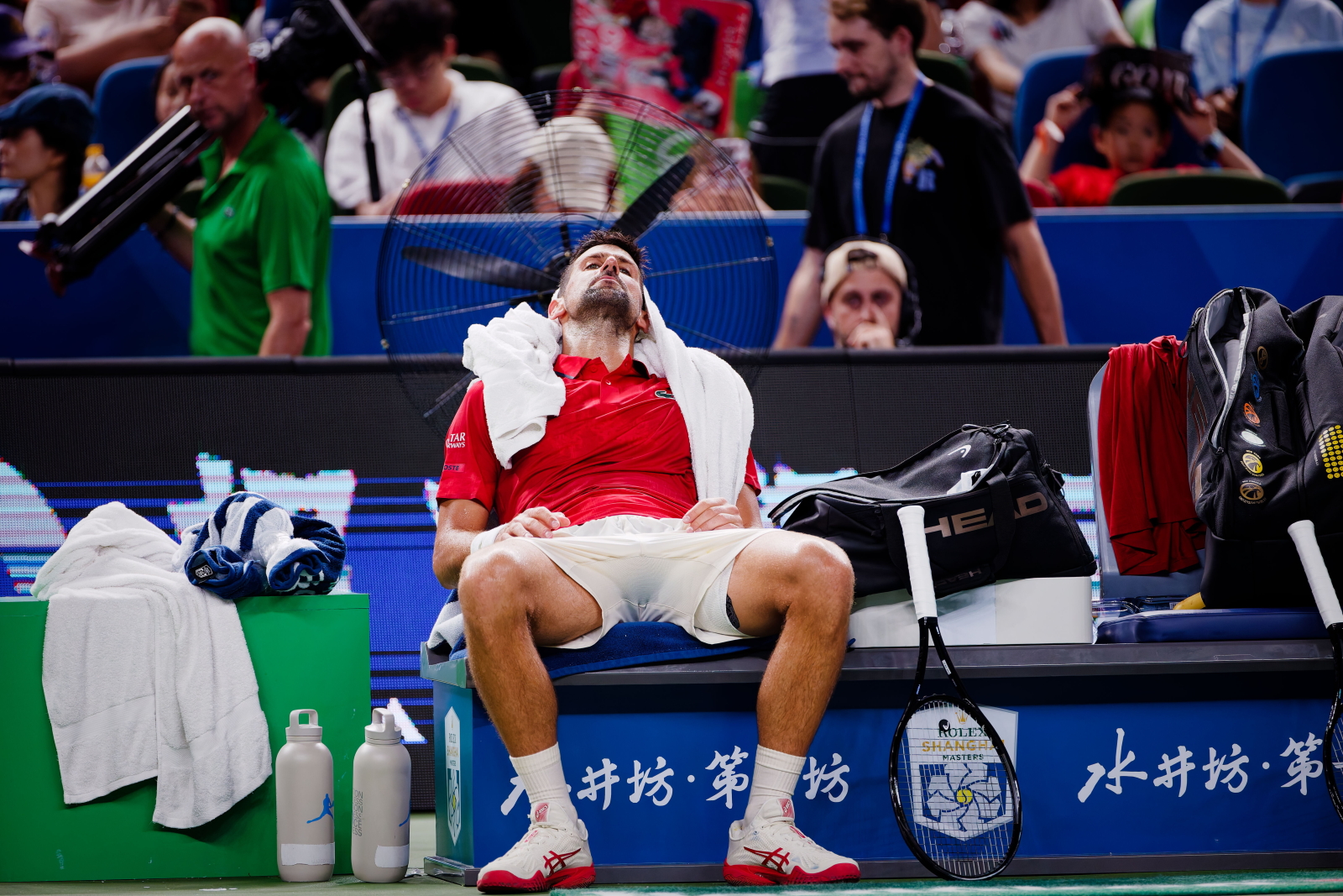 Cierpienie Novaka Djokovicia. Historyczne osiągnięcia Serba i Monakijczyka