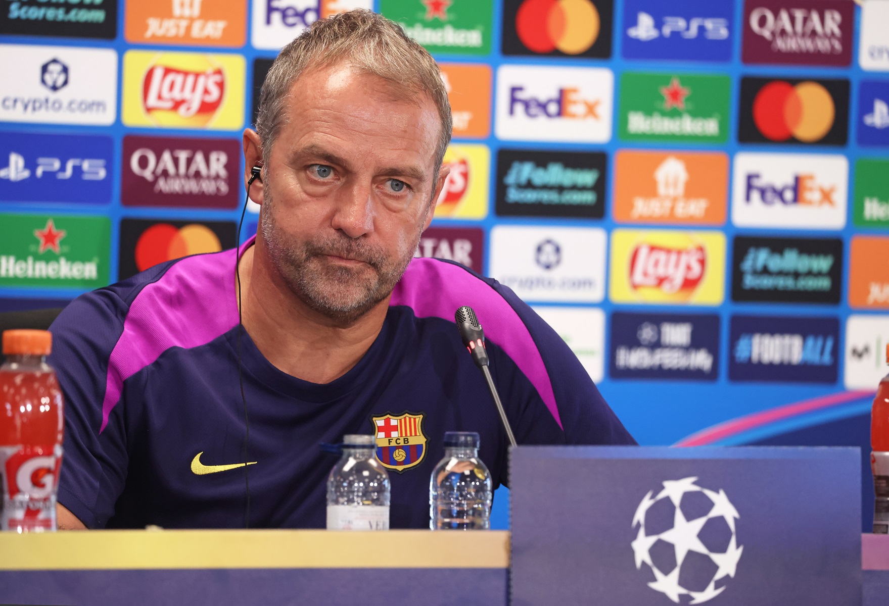 Flick się nie patyczkuje. Po jego decyzji miliony przejdą Barcelonie koło nosa