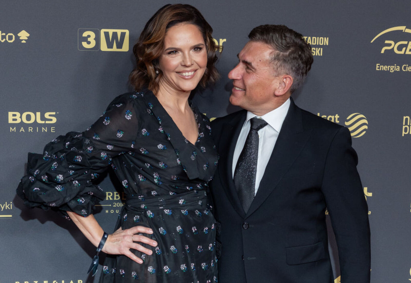 To jego trzecia żona. Taka jest między nimi różnica wieku