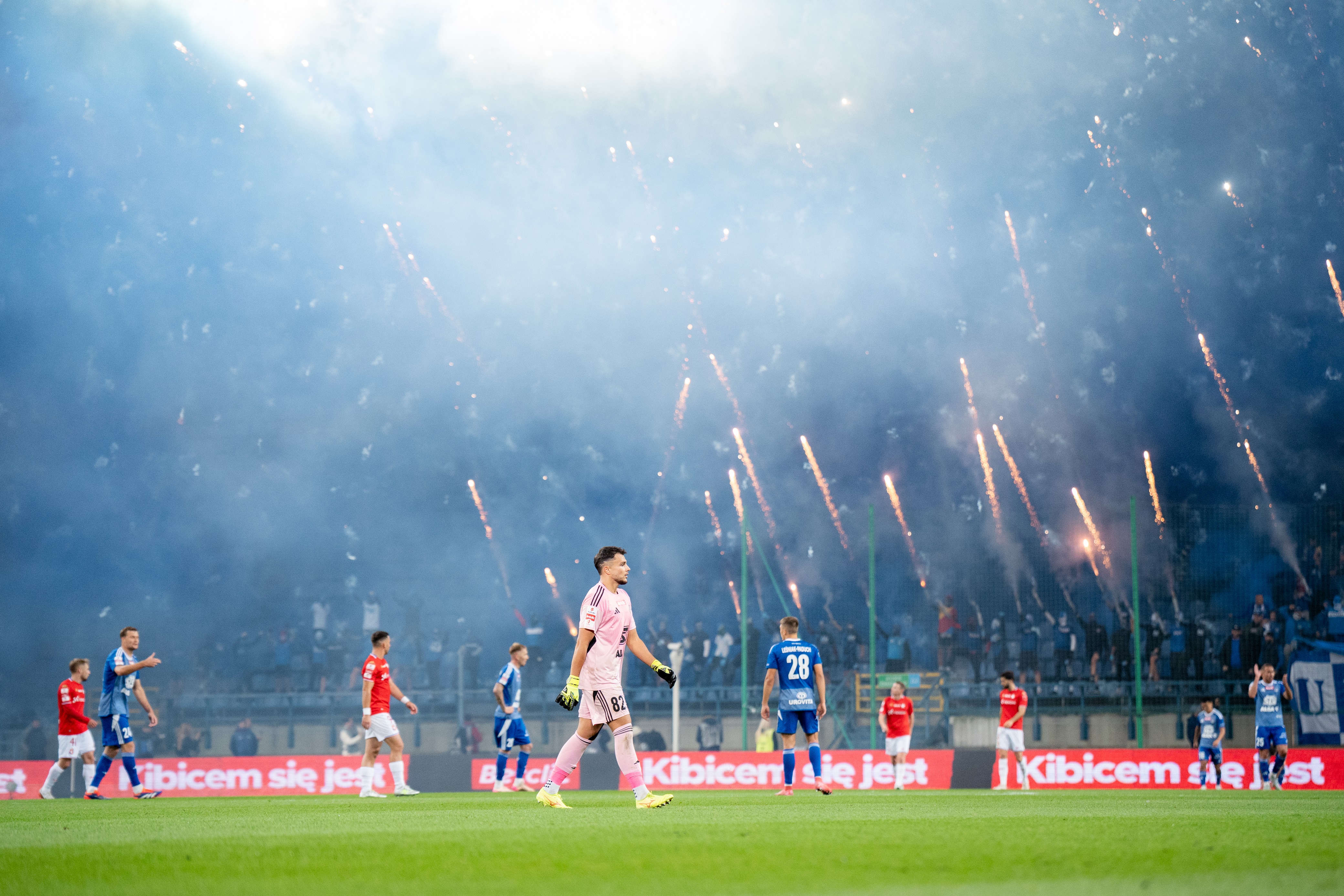 Są kary od PZPN za mecz Wisła - Ruch. Stadion częściowo zamknięty