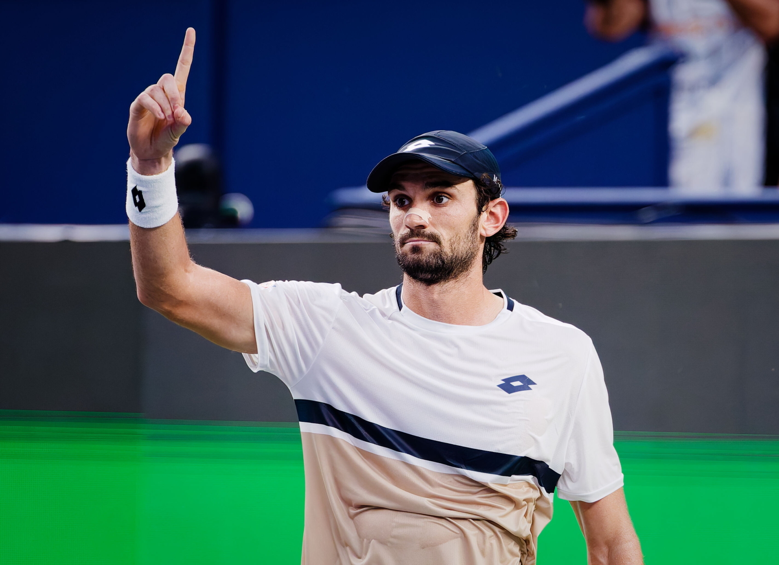 Niesamowita historia! Pokonał Djokovicia i zagra w finale