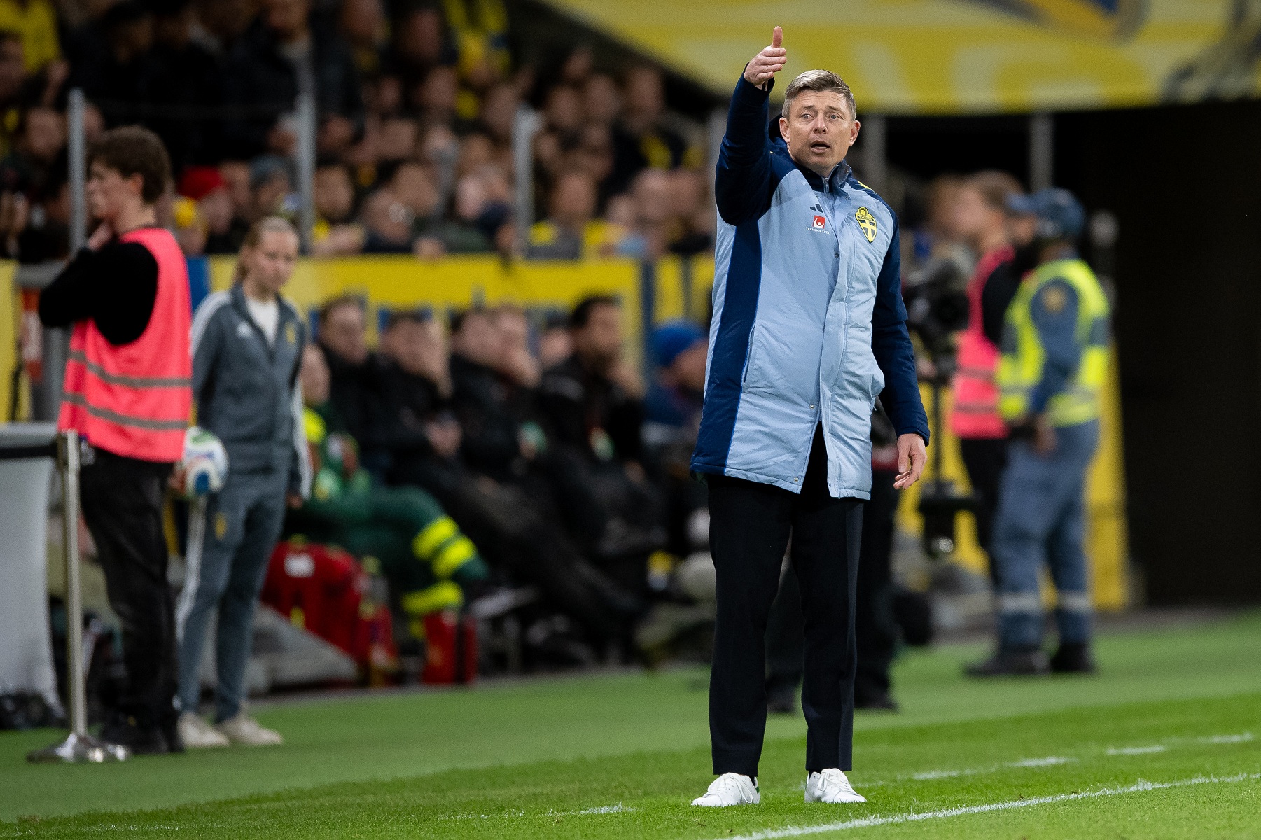 Kompromitują się w eliminacjach MŚ. Kibice nie wytrzymali. Obraźliwy transparent