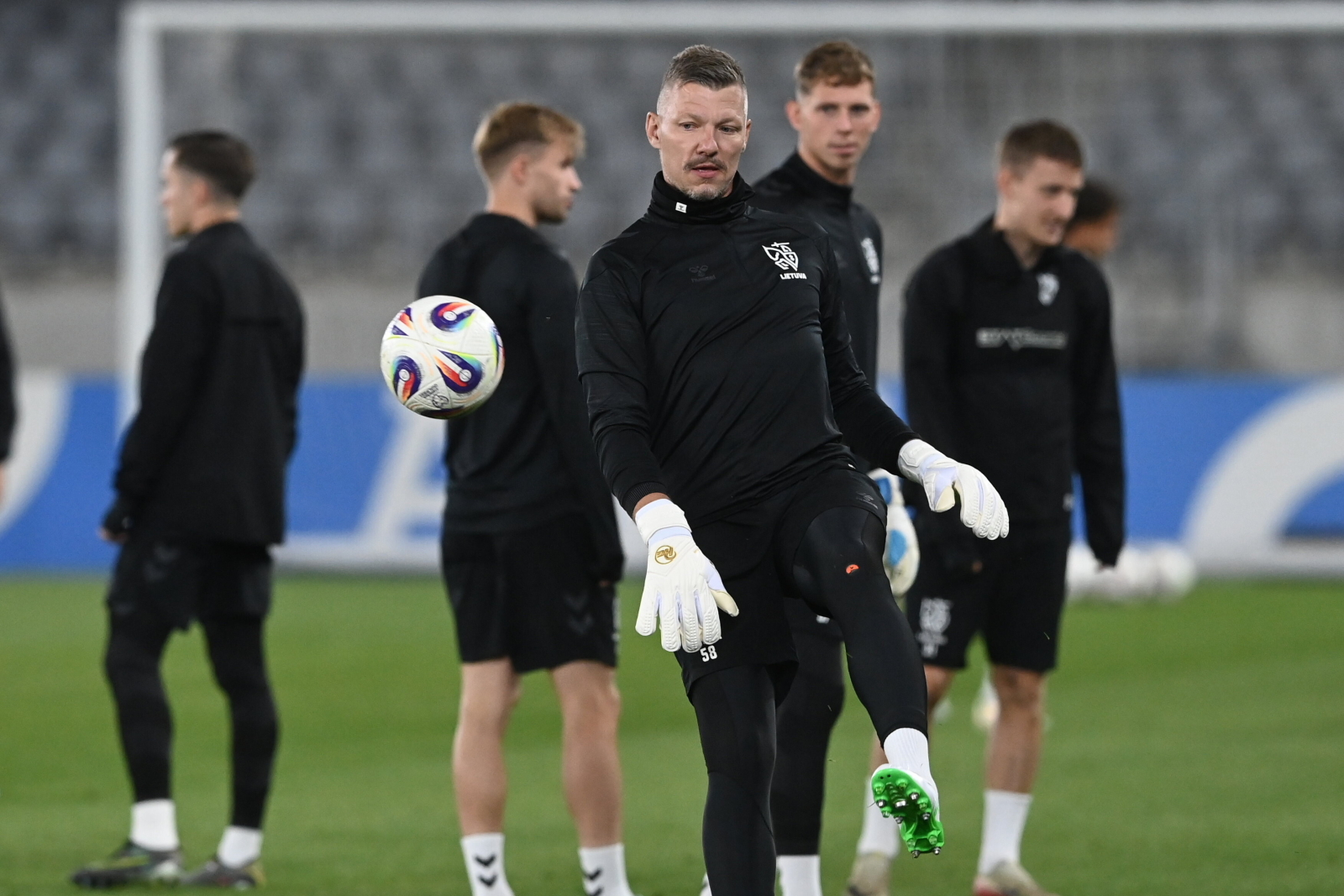 "Oficjalne raporty". Litwini obawiają się Rosjan przed meczem z Polską