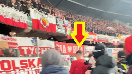 Będzie głośno o tym jak zachował się Lewandowski wobec kibiców. Jest nagranie