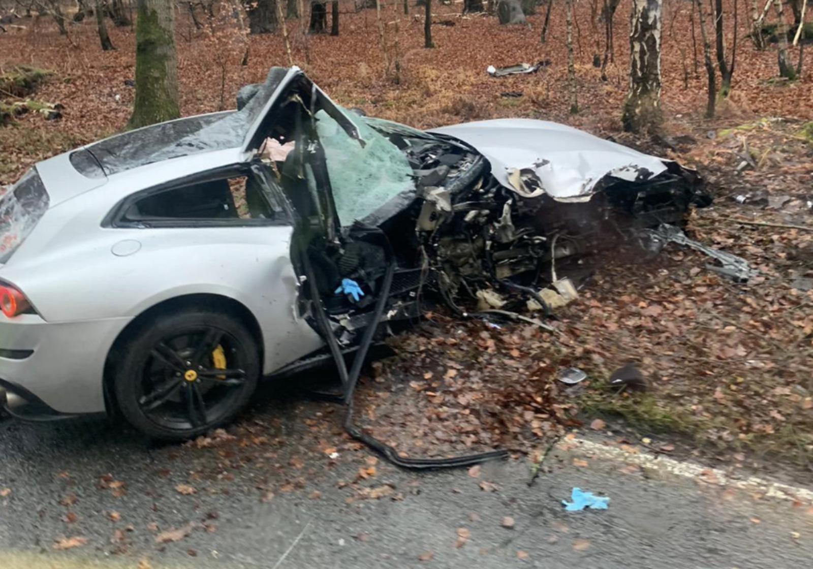 Tak wyglądało ferrari po wypadku słynnego piłkarza. Nie do wiary, co z nim się stało