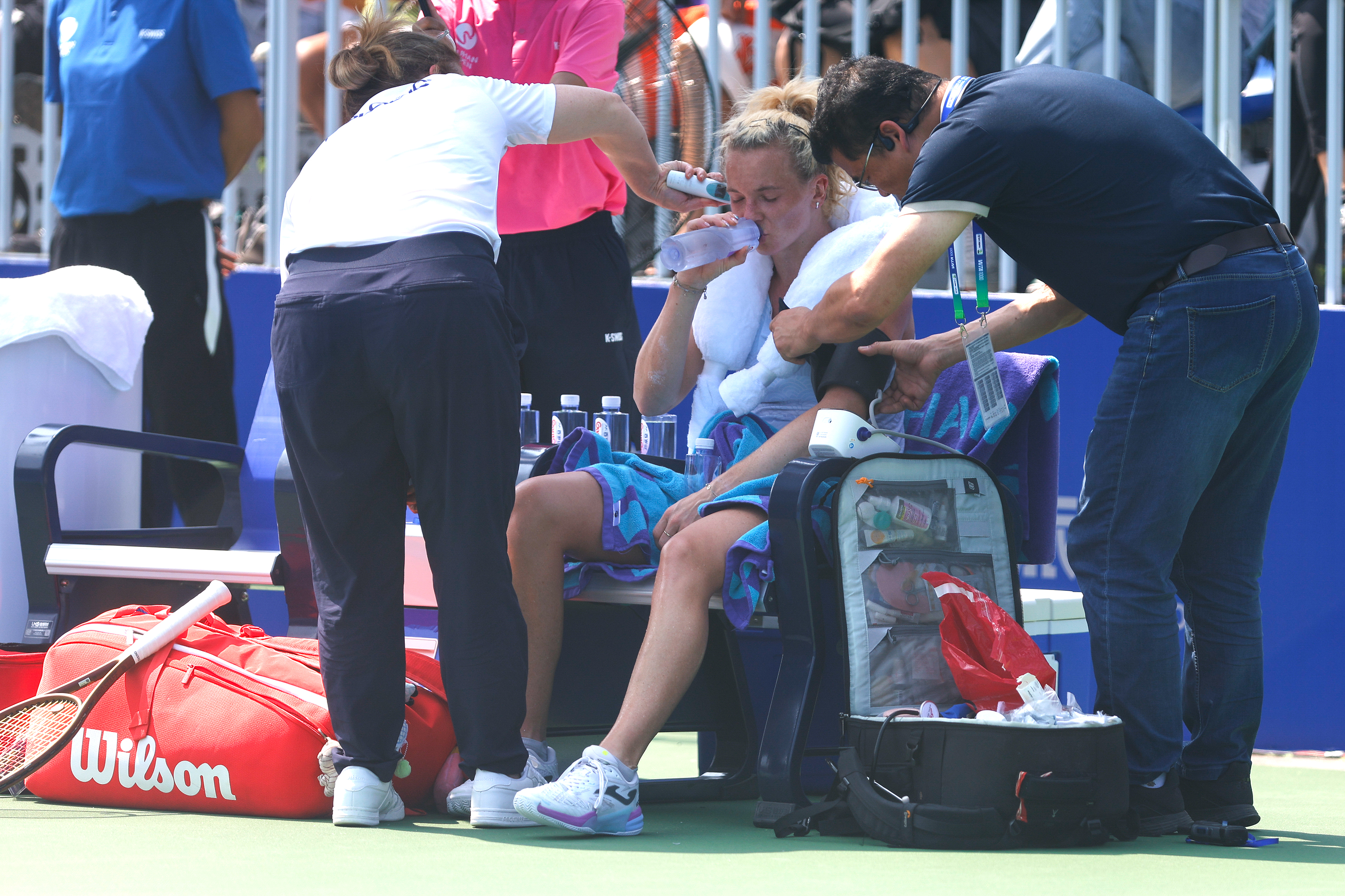 "Chcecie, żeby jakiś zawodnik umarł?". Burza w świecie tenisa, Świątek mówi jasno