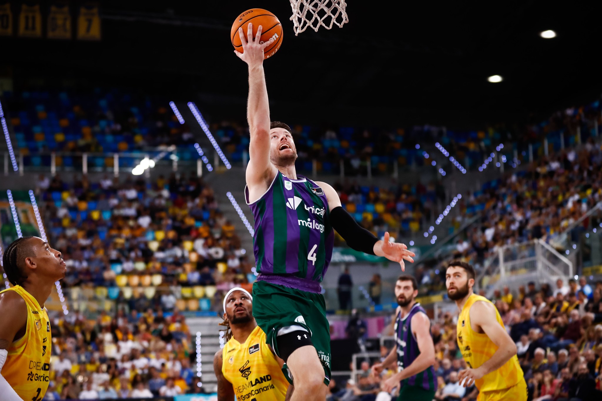 Unicaja – Barcelona hitem 3. kolejki Ligi ACB. Na żywo w niedzielę w Sportklubie!