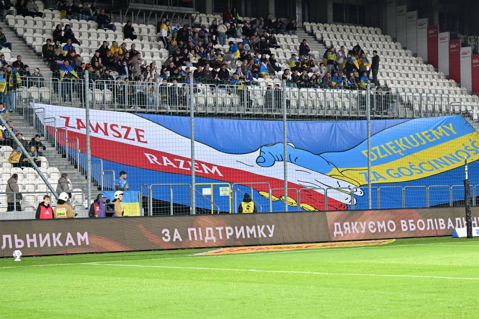 Ukraina grała w Krakowie. Oprawę skierowano do Polaków
