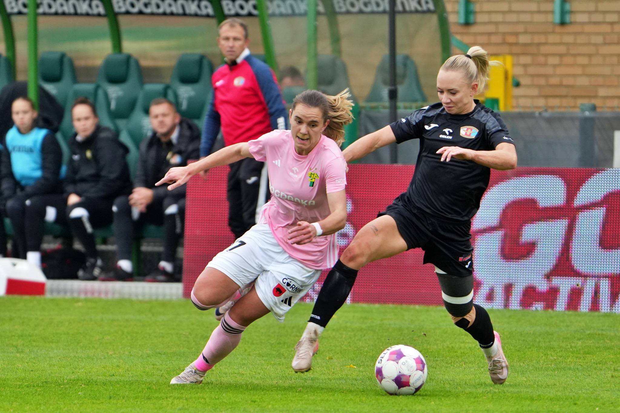 Hity skromne bramkowo. Coraz większy ścisk w tabeli Orlen Ekstraligi