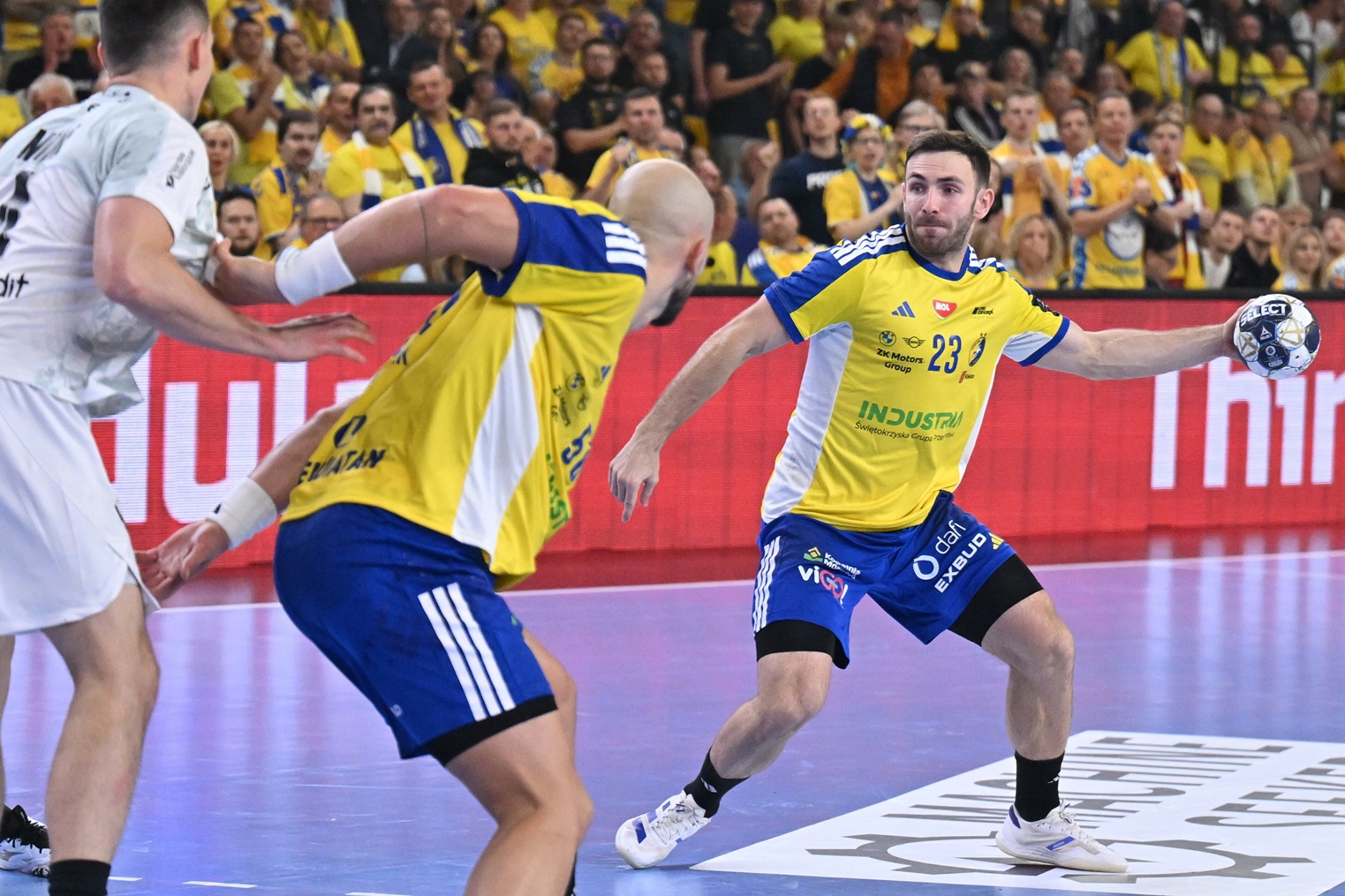 Zła passa wciąż trwa. Czwarta z rzędu porażka Industrii Kielce