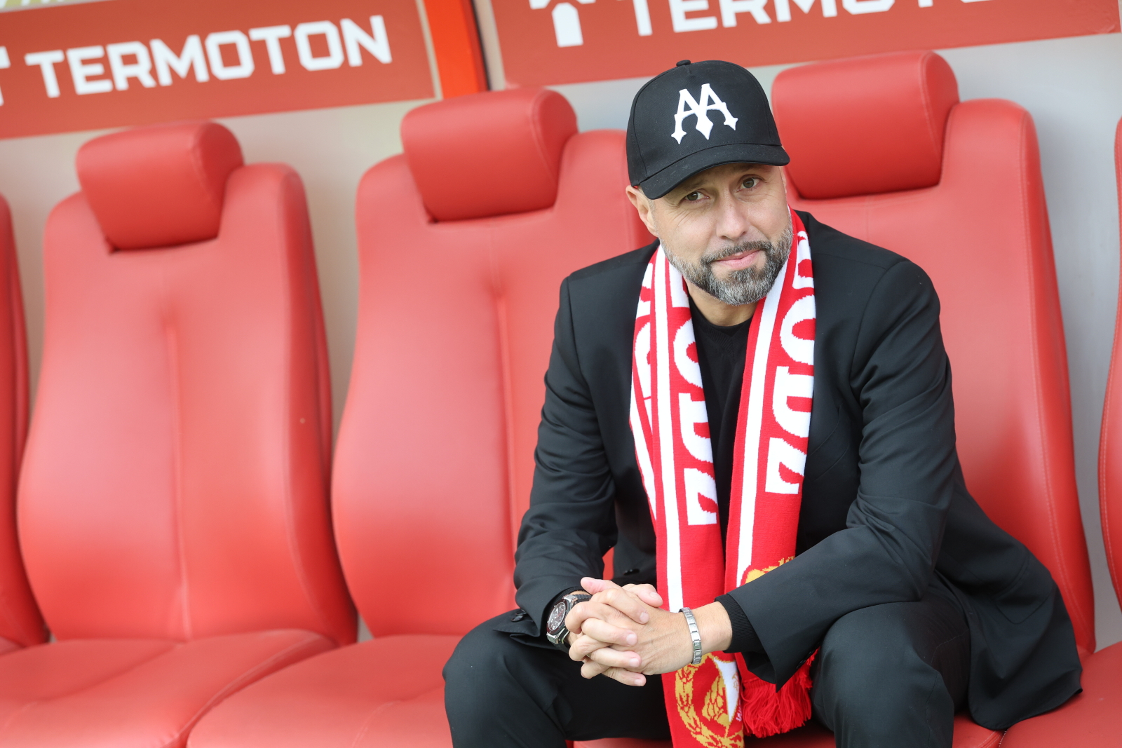 Nowy trener poprowadzi Widzew po jednym treningu. "Jestem przekonany, iż będziemy gotowi"