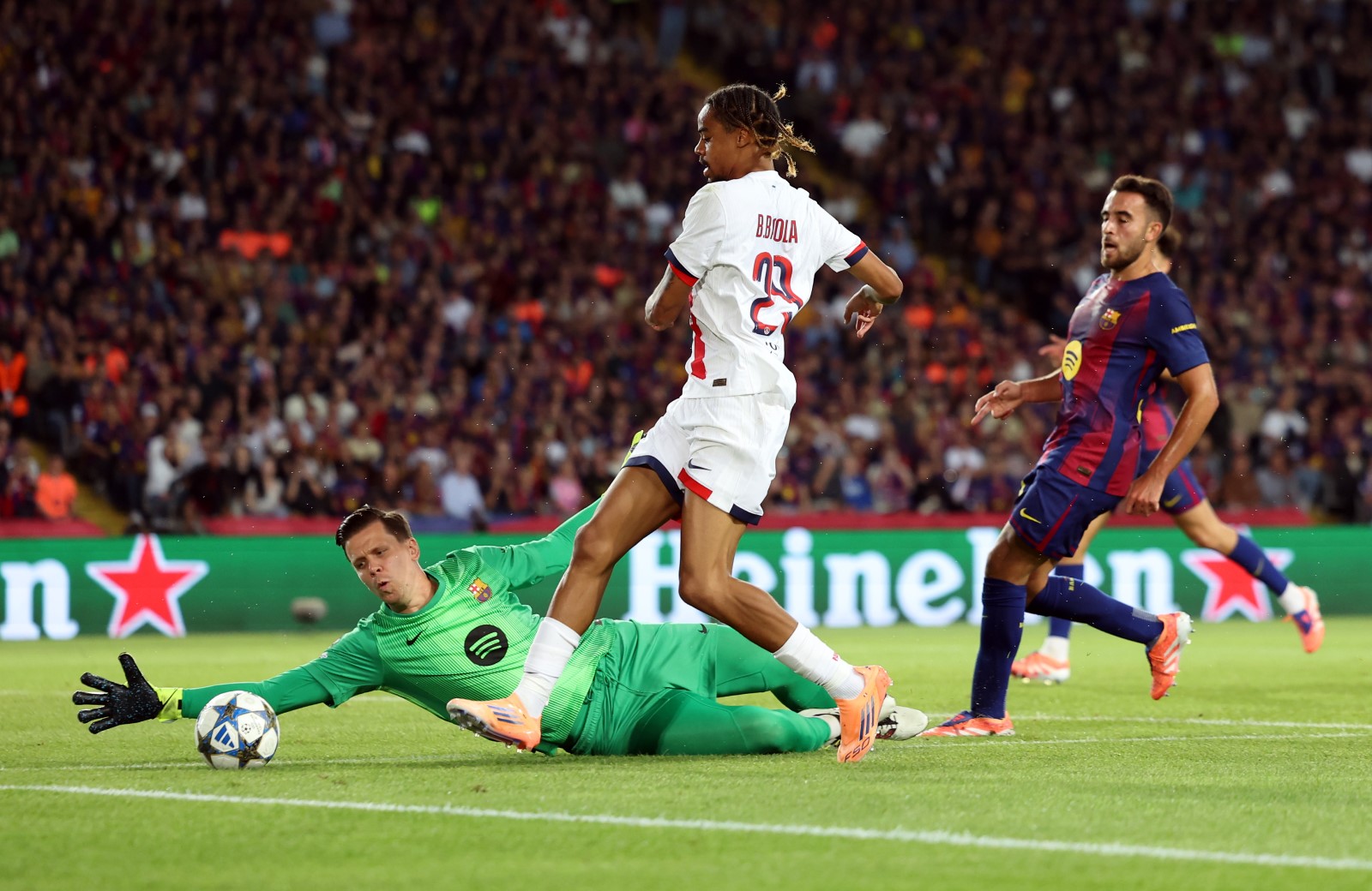 La Liga. FC Barcelona - Girona FC. Gdzie oglądać na żywo, online?