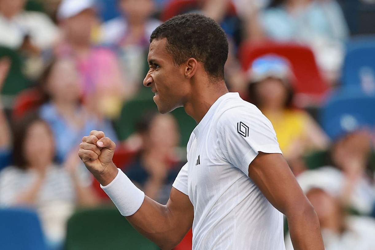 Dwusetowe boje w półfinałach. To oni powalczą o tytuł w Brukseli