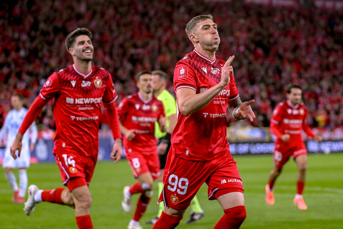 2,5 mln euro za napastnika Widzewa. "Odbiliśmy się spektakularnie"