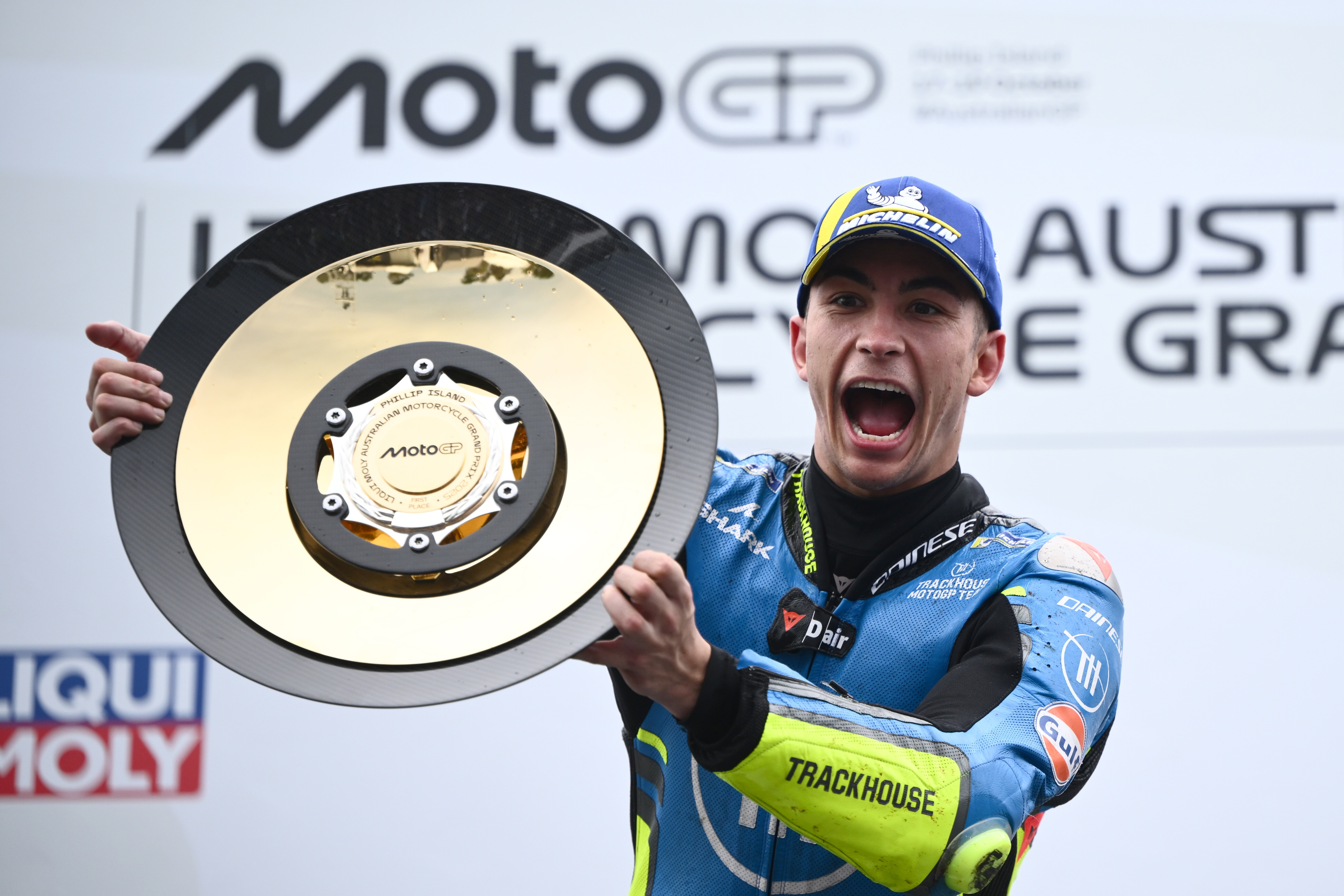 Premierowa wygrana Fernandeza w MotoGP. interesująca walka w GP Australii