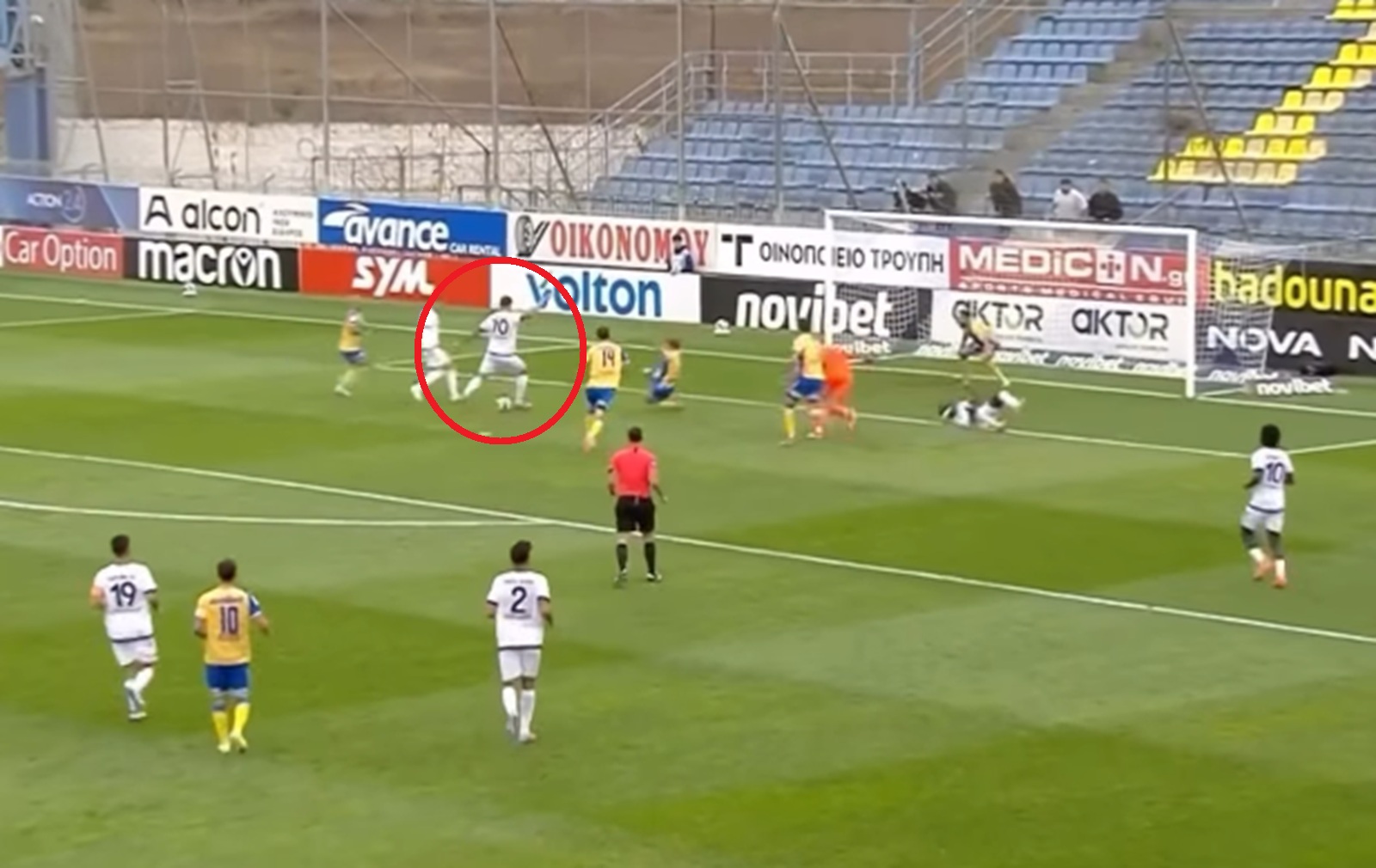 Polacy strzelają jak na zawołanie w Grecji. Bramka Musiolika na wagę remisu [WIDEO]