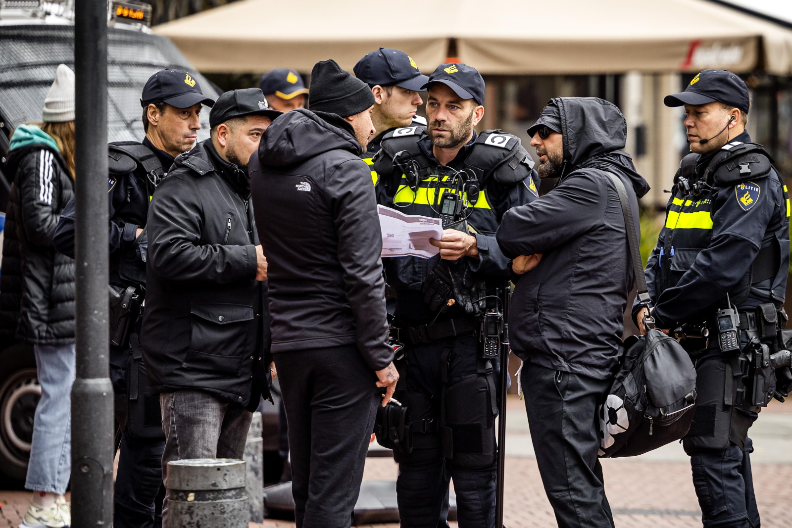 230 zatrzymań. Kibice wydaleni z miasta. Gorąco przed meczem LM