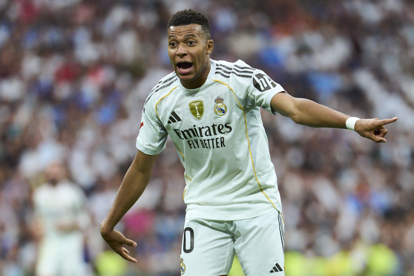 Real Madryt dorzuci kolejne trzy punkty do ligowej tabeli? Sprawdź nasze typy na mecz z Valencią!