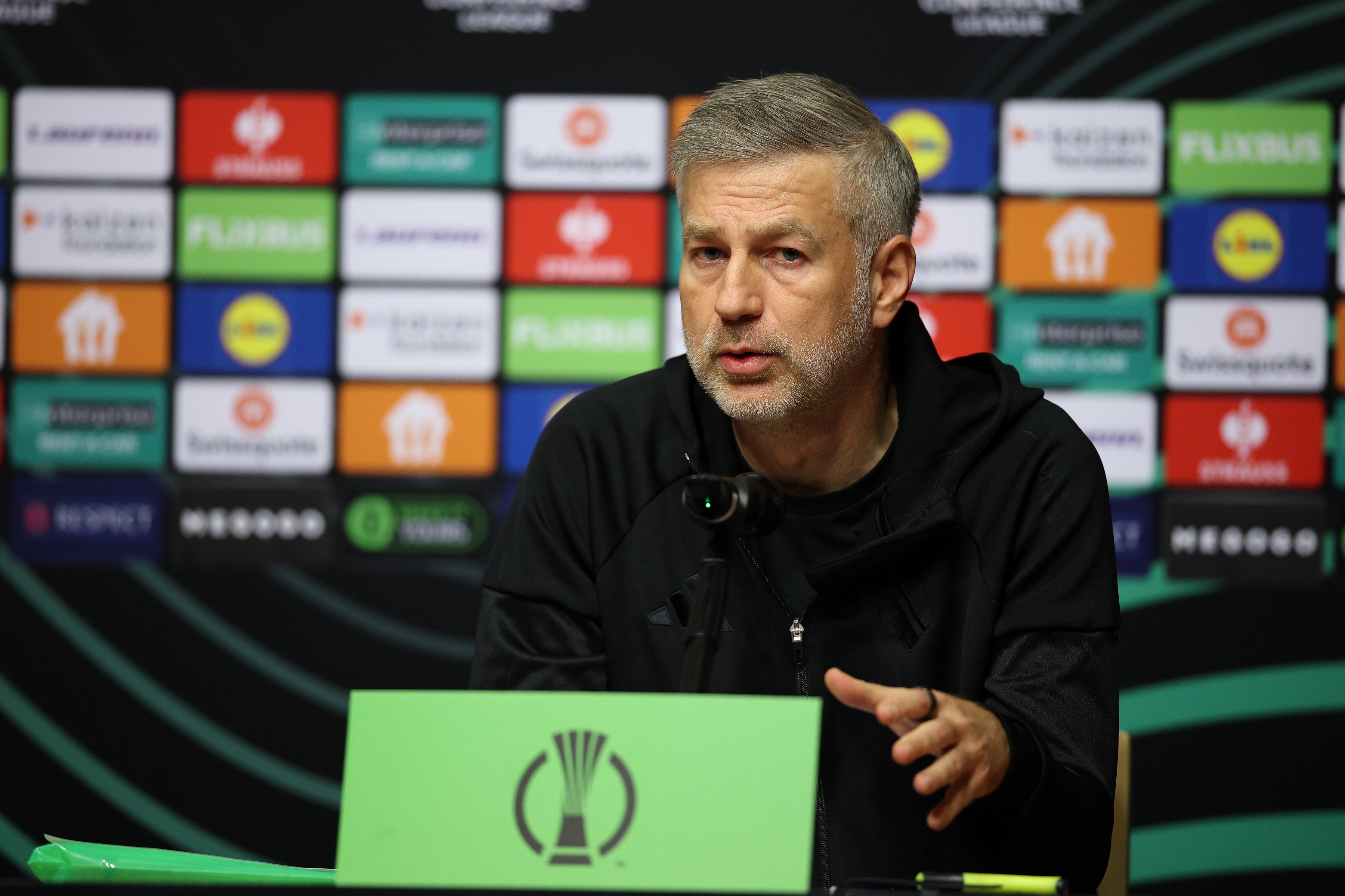 Iordanescu zabrał głos. "Byłem otwarty na każdą ewentualność"