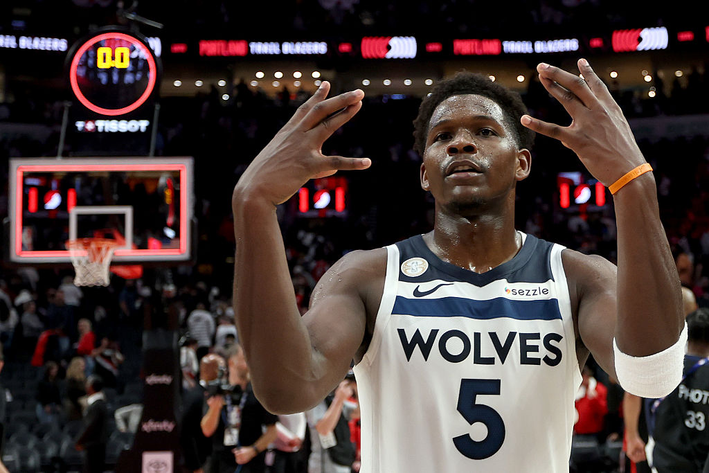 NBA ruszyła na dobre. Aż 12 meczów. Wielki Edwards. Był też historyczny debiut