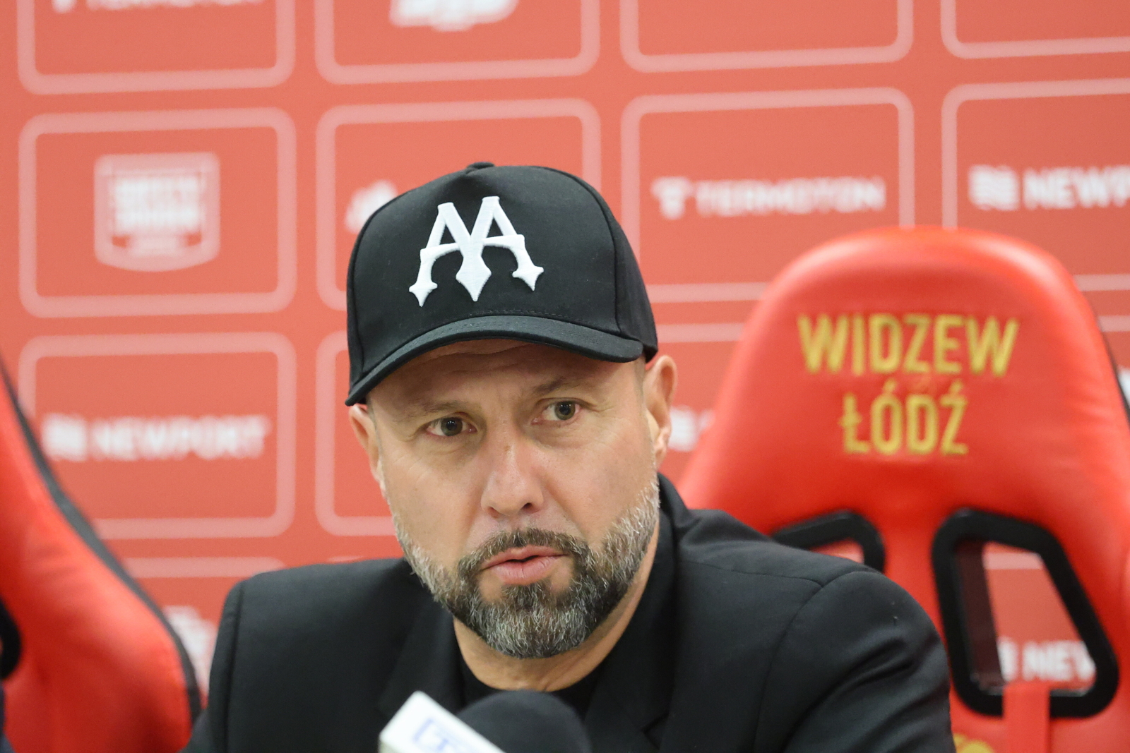 Trener Widzewa zaskoczył. "Akceptujemy tę porażkę"