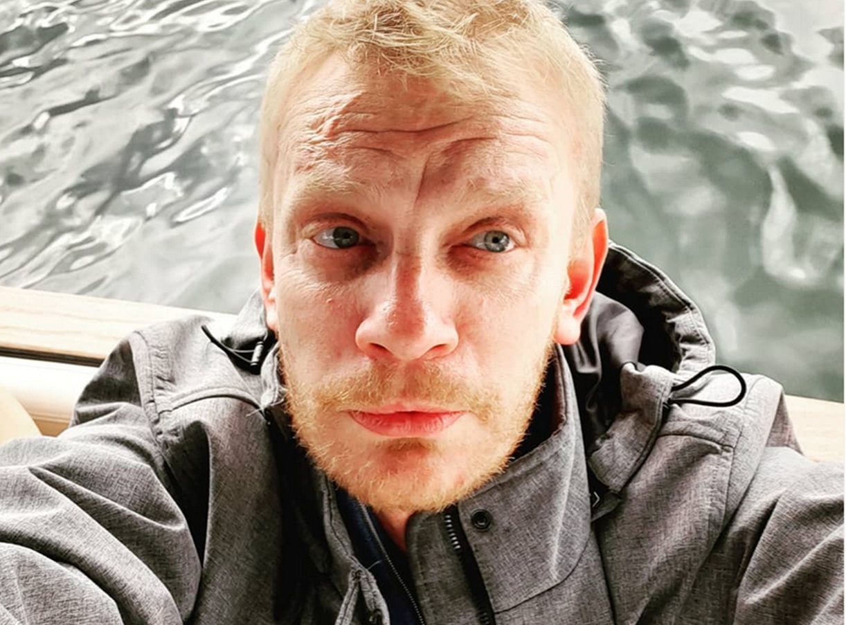 Nie uwierzysz, kto będzie walczyć w Fame MMA. Doskonale go znasz z "Kiepskich"