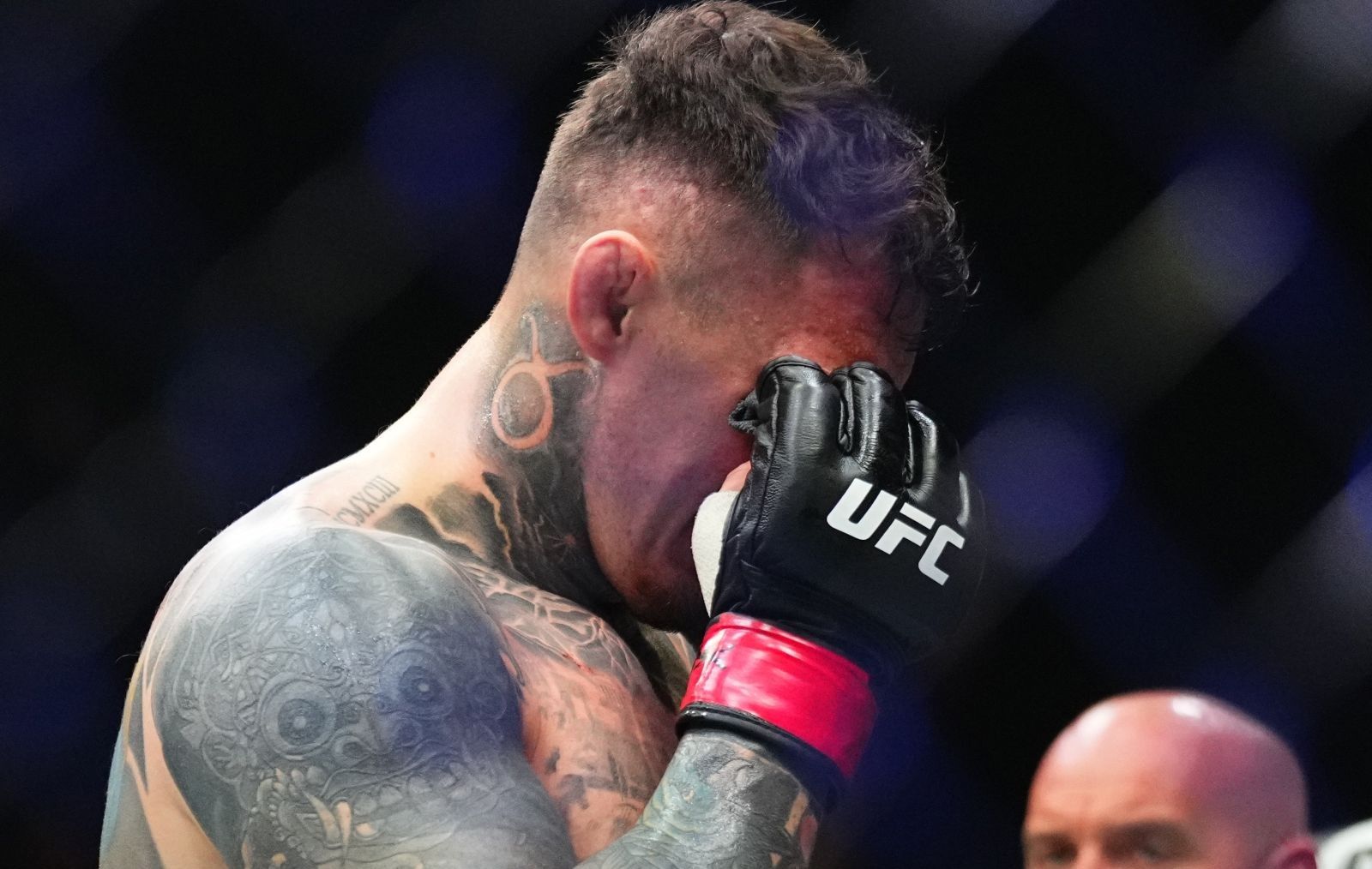 Walka o pas w UFC nagle przerwana. Palce w oku