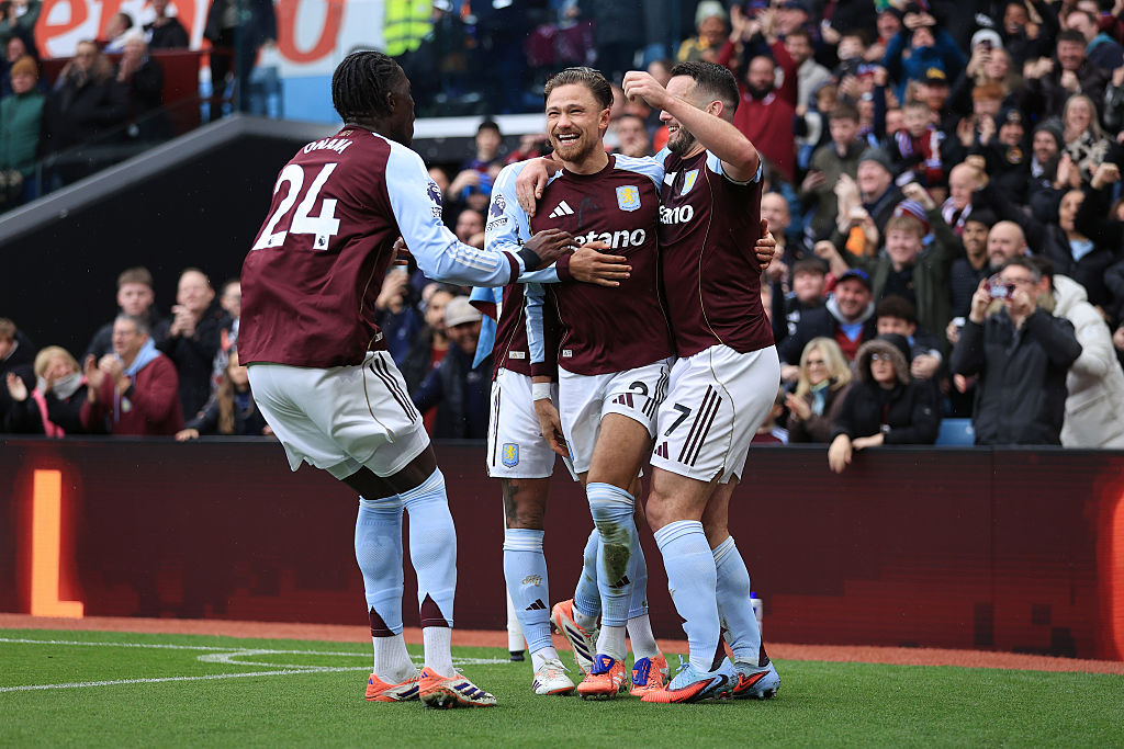 Manchester City zatrzymany. Bohaterem Matty Cash