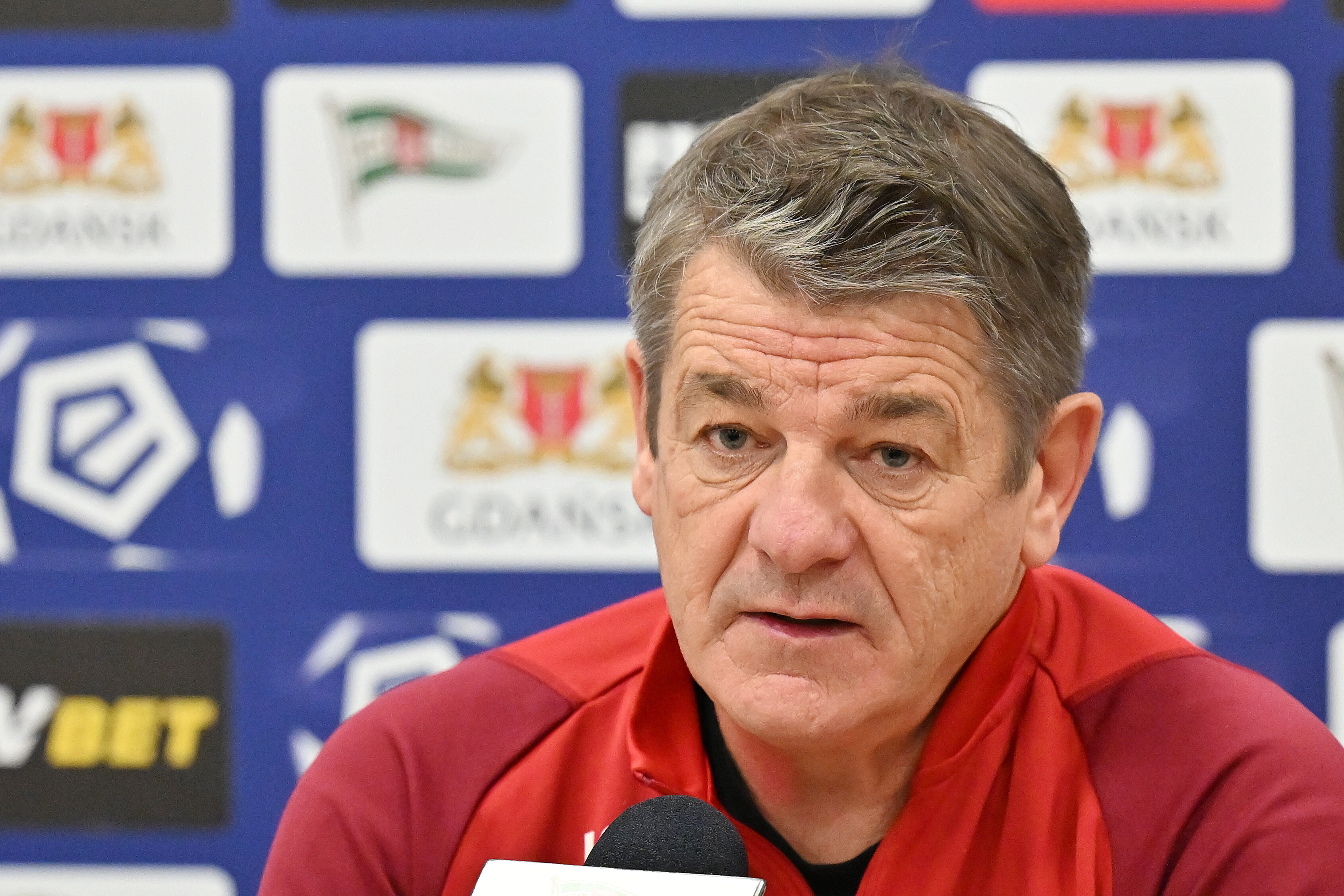 Puszcza jak Wimbledon w latach 80. Carver: Nie weźmiemy niczego za pewnik