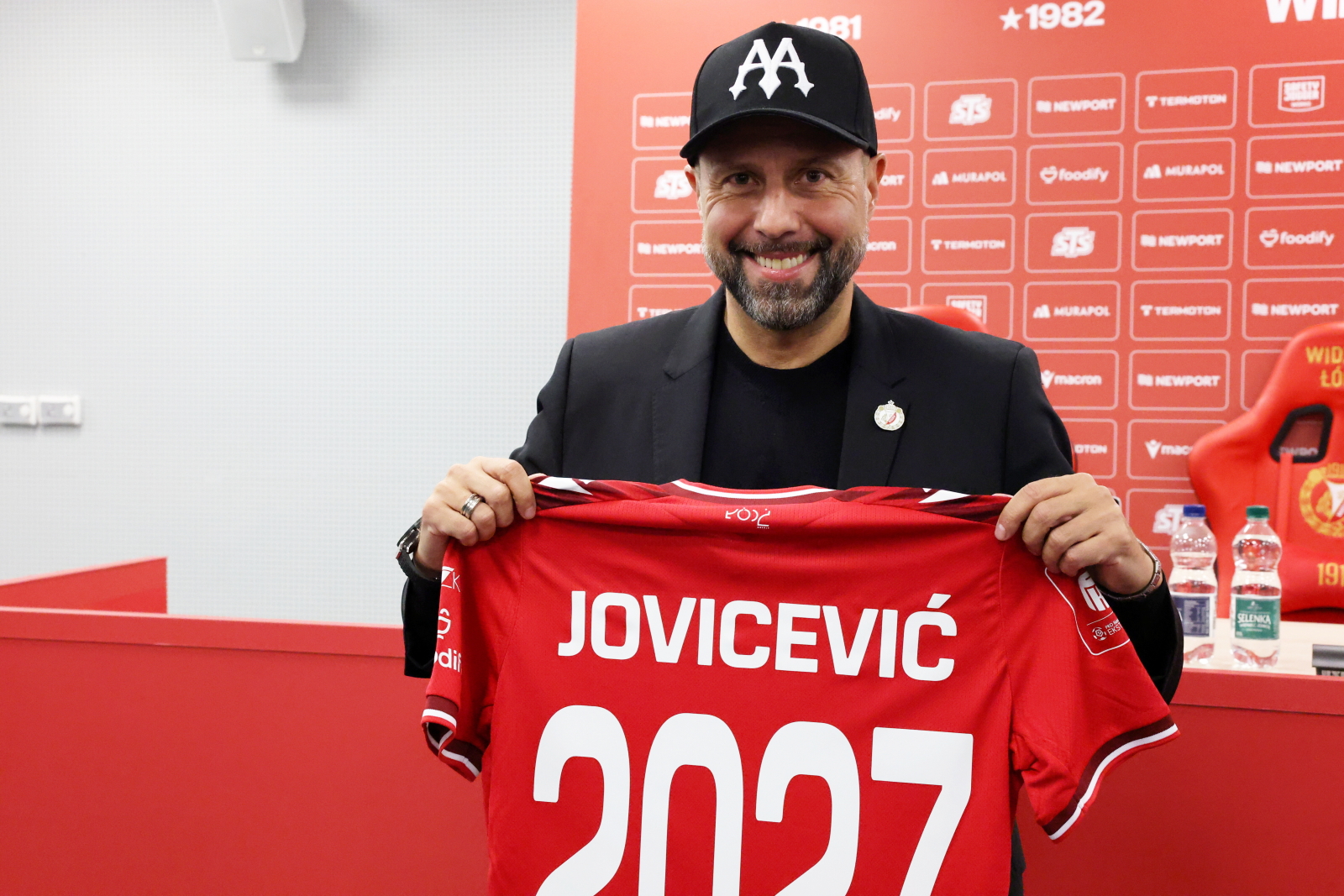 Trener Widzewa przypomina: To najkrótsza droga do gry w pucharach