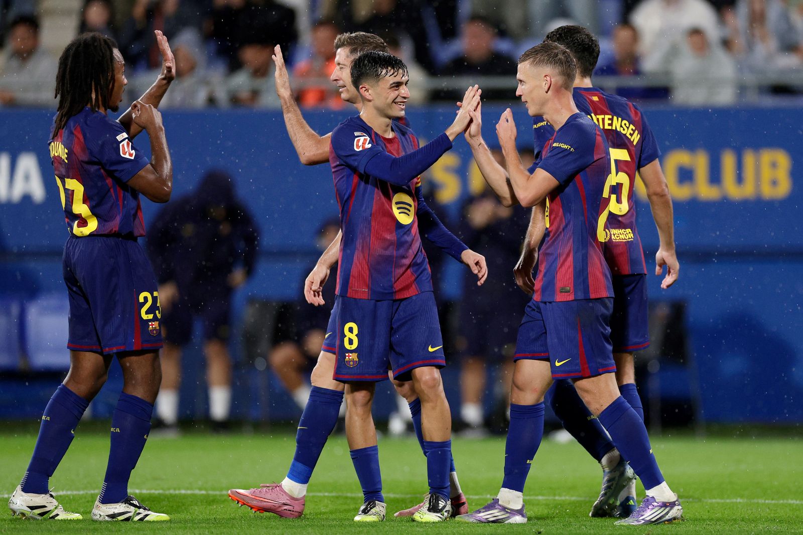 Elche - FC Barcelona: transmisja za darmo. Gdzie oglądać w TV i online?