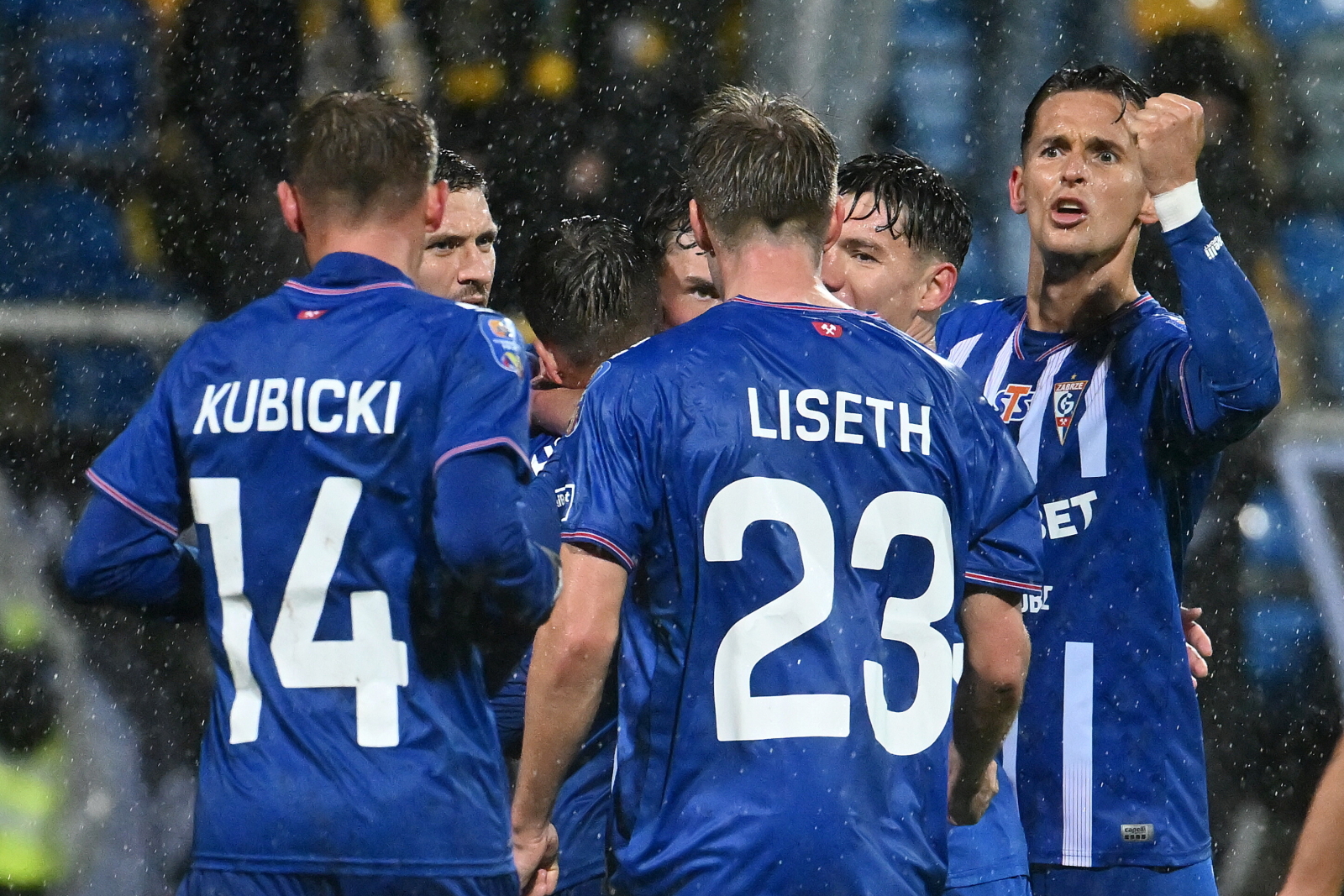 Padła twierdza w Gdyni. Lider Ekstraklasy pokazał charakter