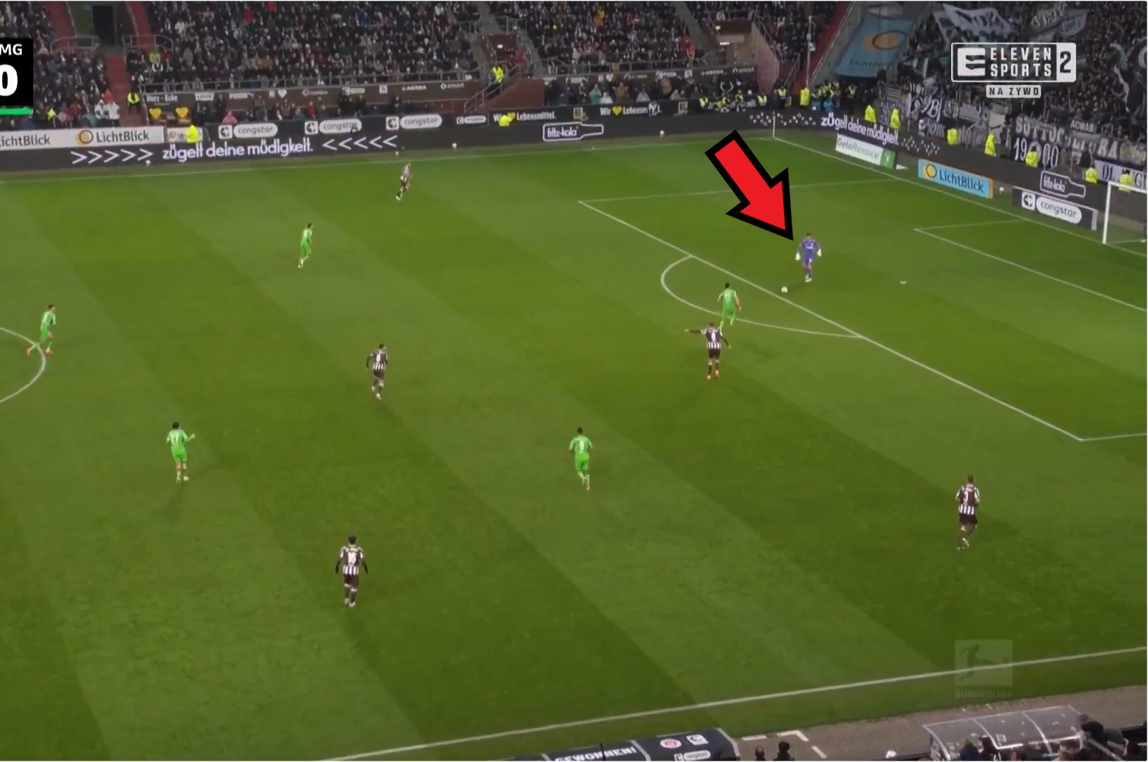 Zespół polskiego trenera dostał prezent. Fatalny kiks w Bundeslidze [WIDEO]