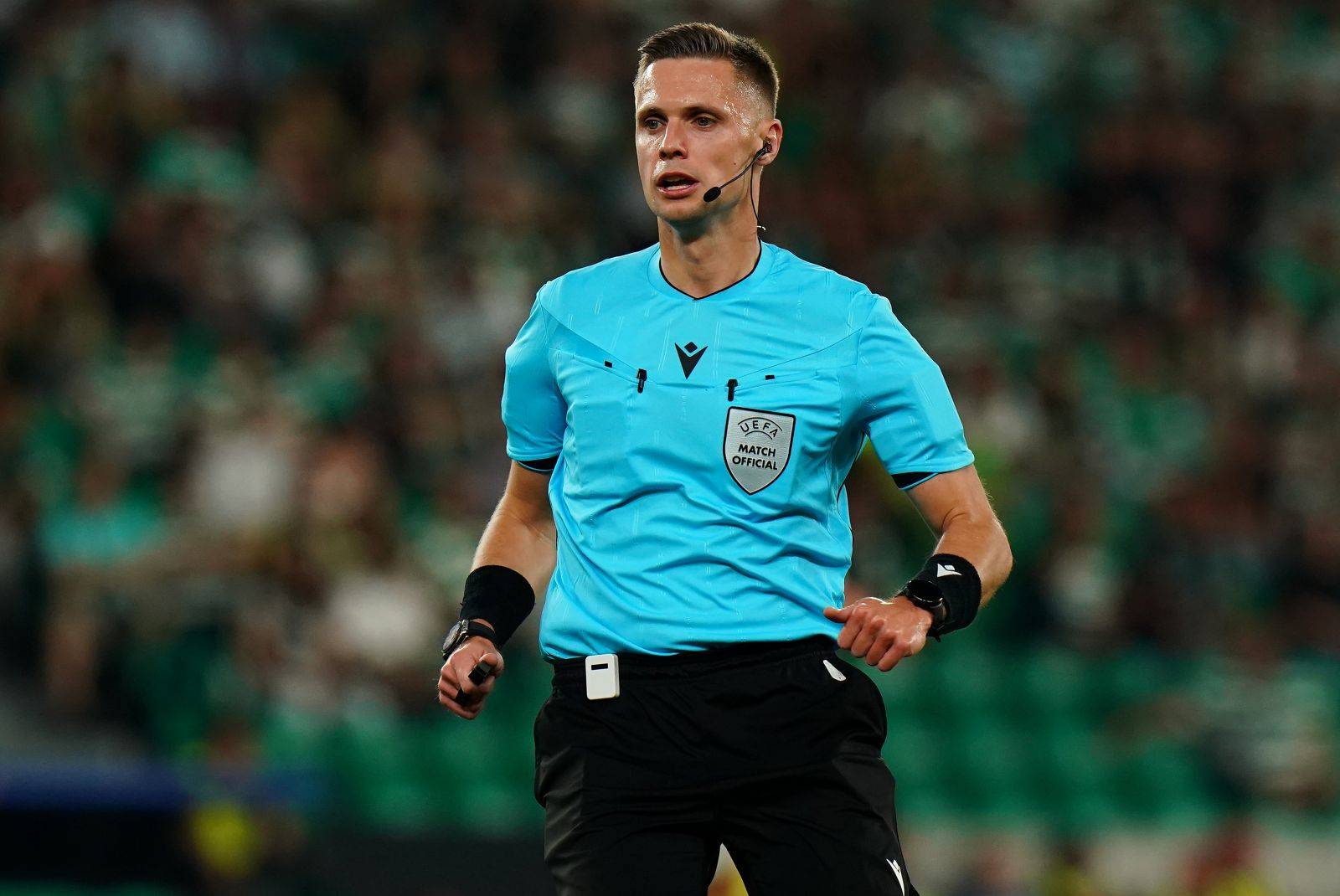 Idzie w ślady Marciniaka. Znów został doceniony przez UEFA